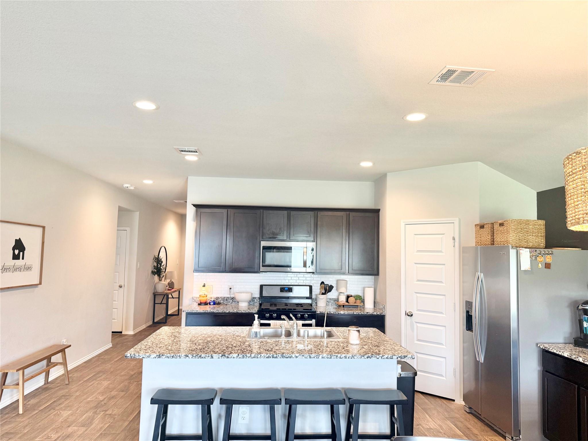 3939 Country Club Dr, Baytown, TX 77521 photo