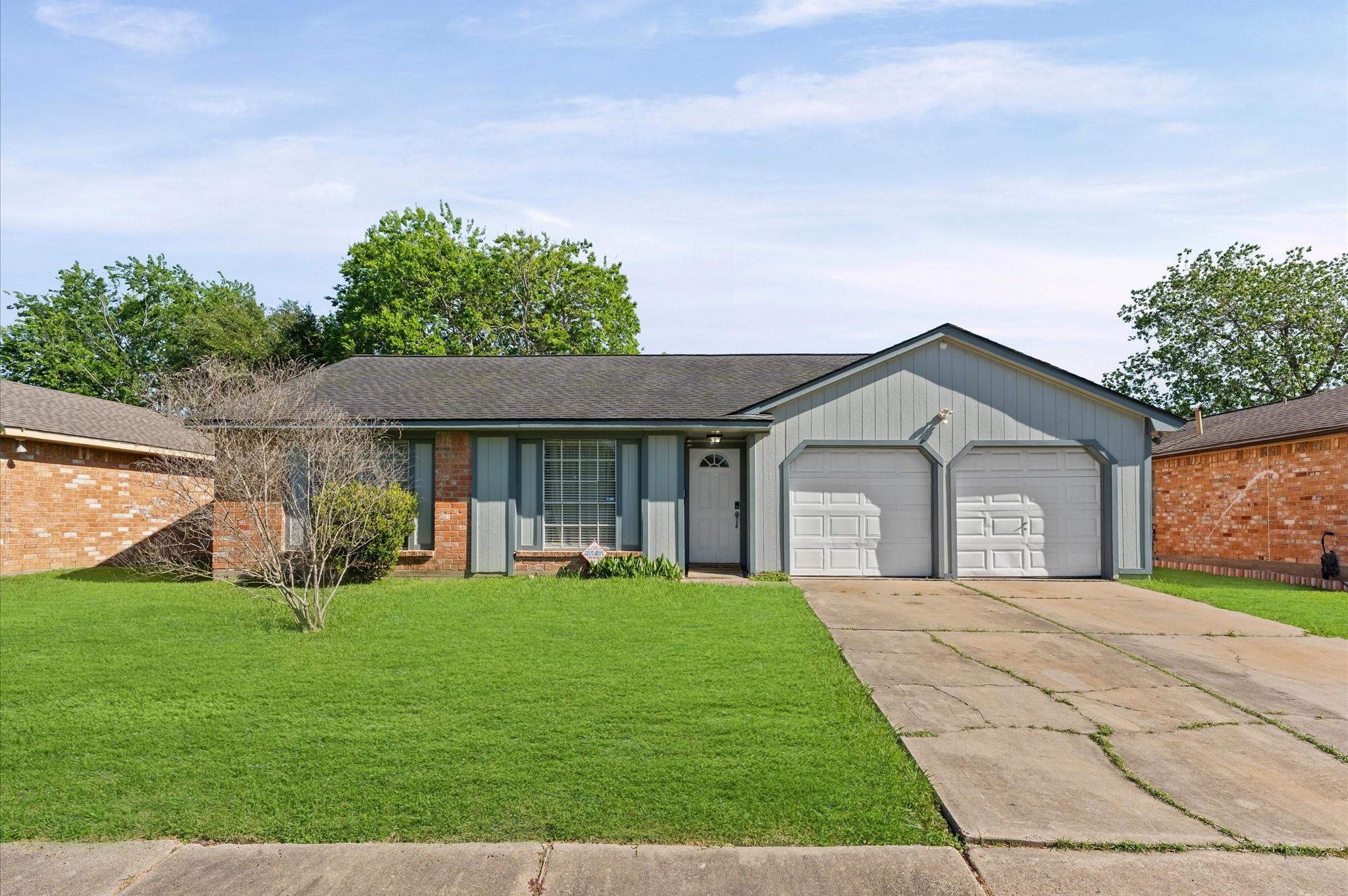 1810 Green Star Dr, Missouri City, TX 77489