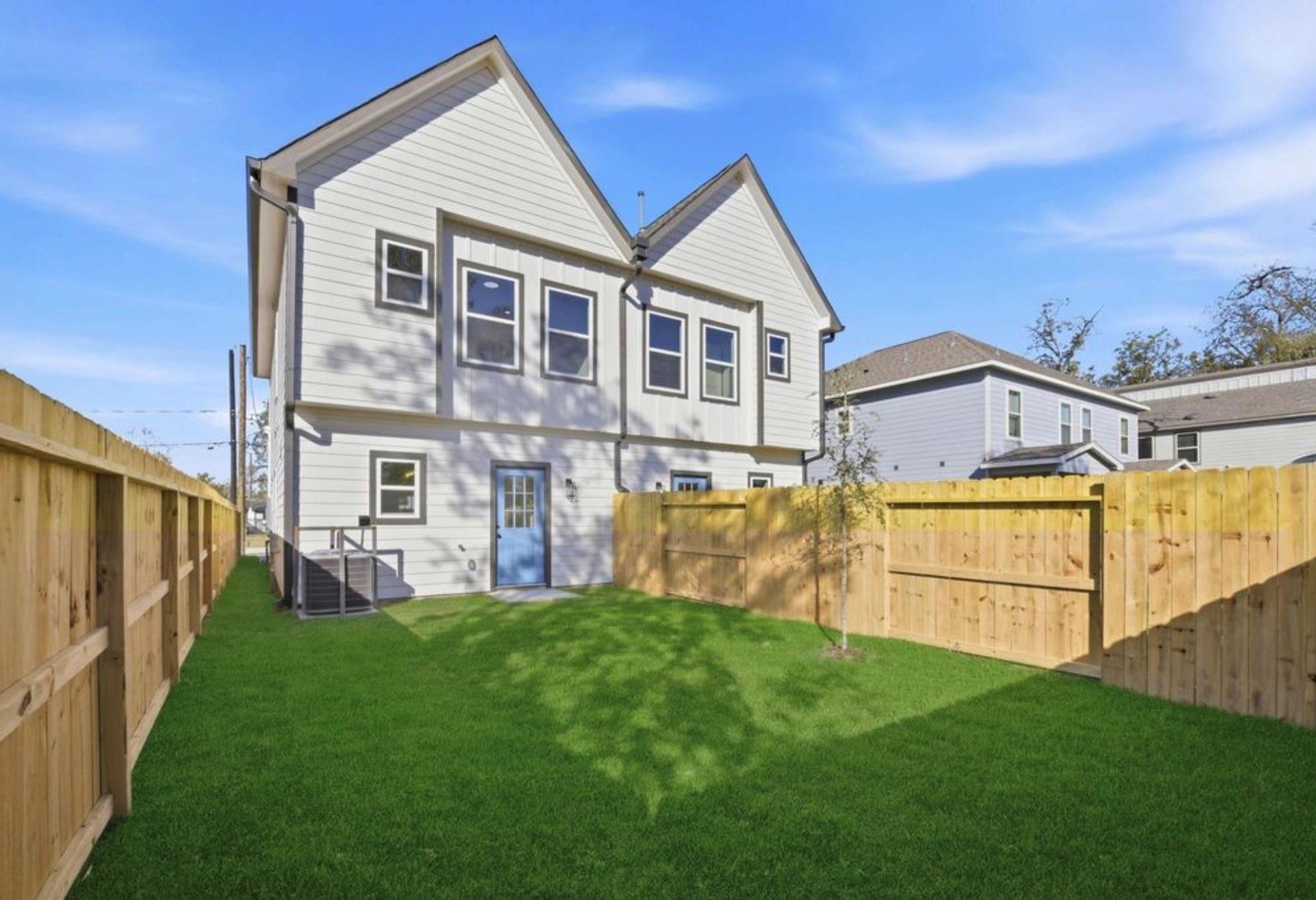 7958 Henson St, Houston, TX 77028 photo