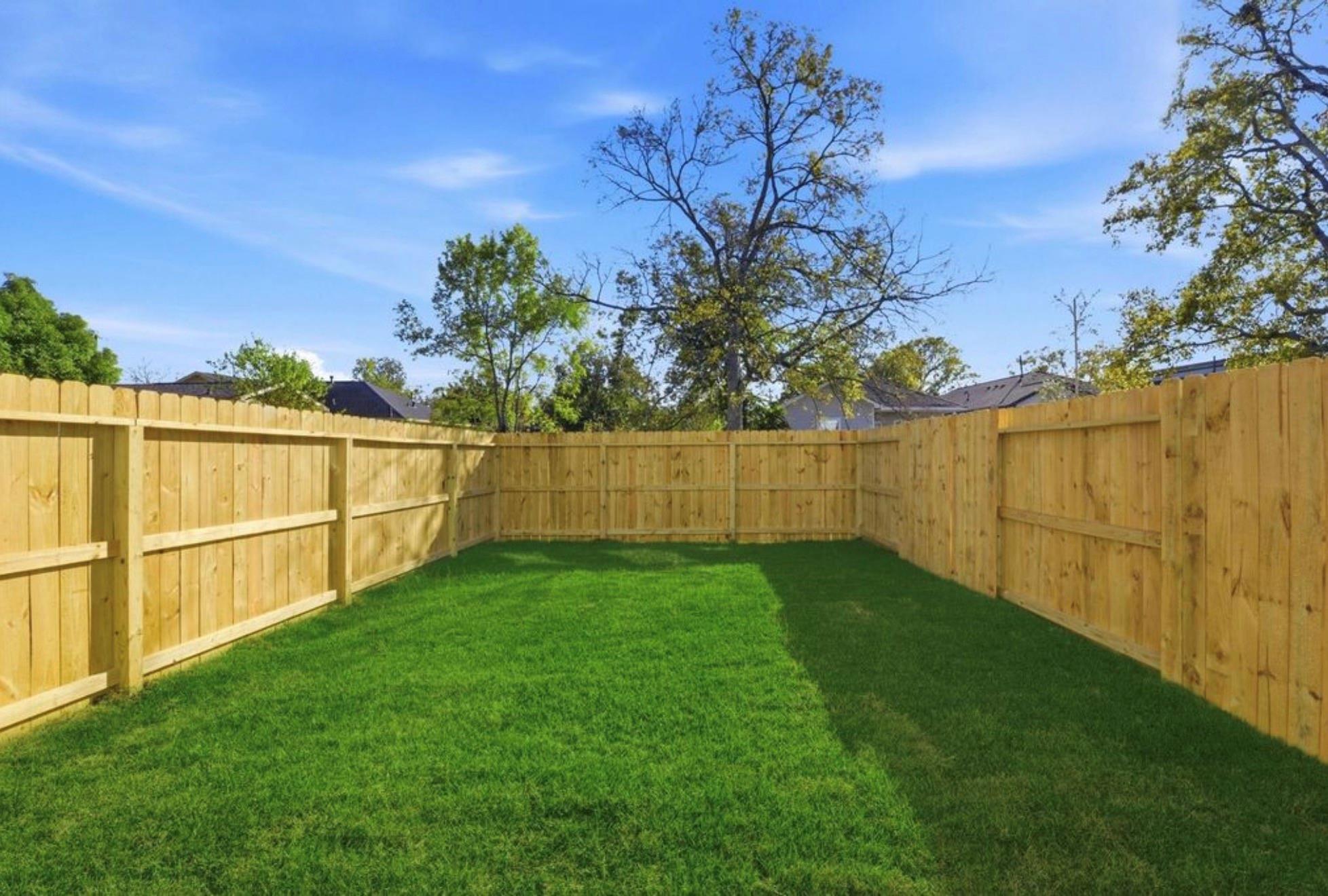 7958 Henson St, Houston, TX 77028 photo