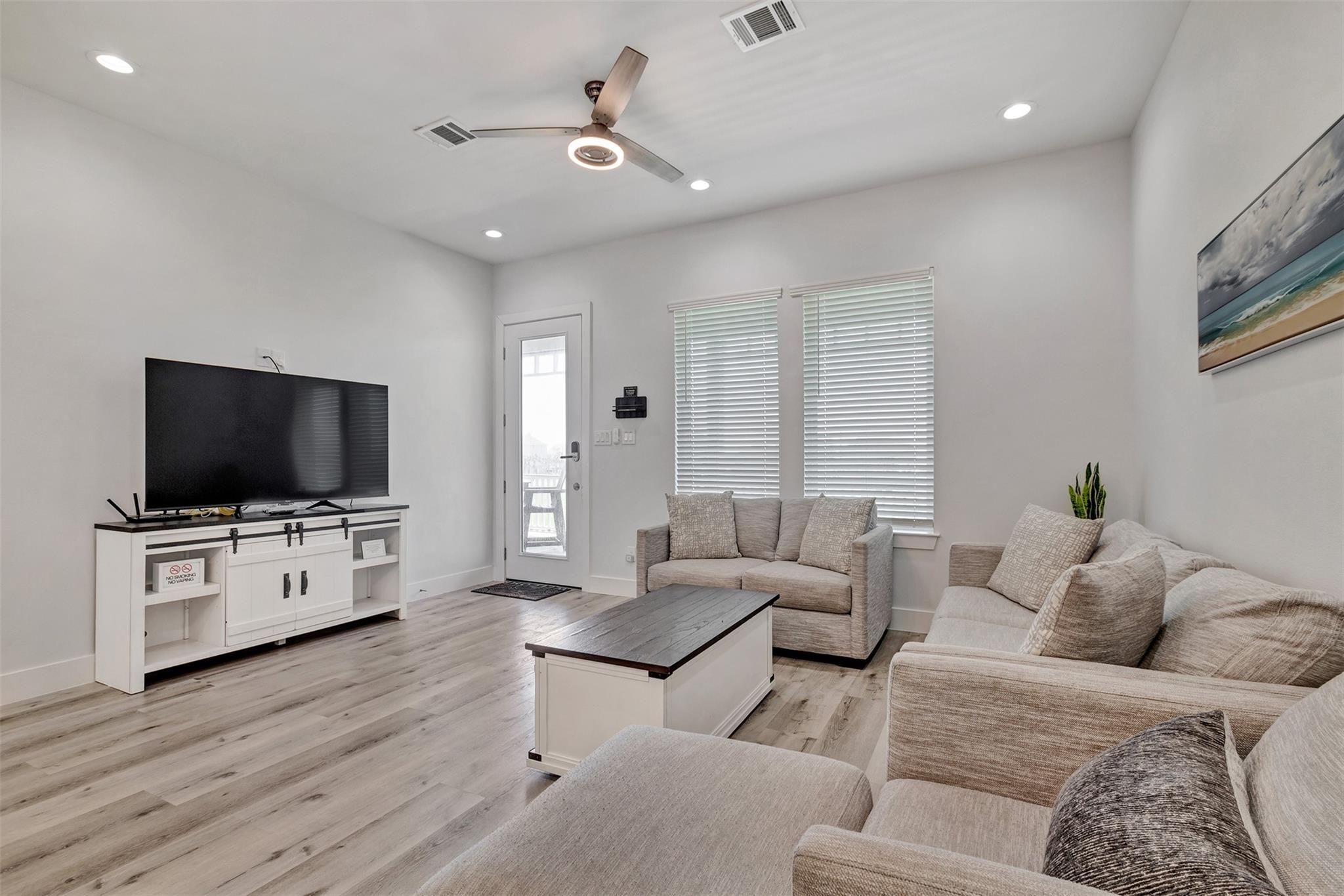 18515 Shaman Dr, Galveston, TX 77554 photo