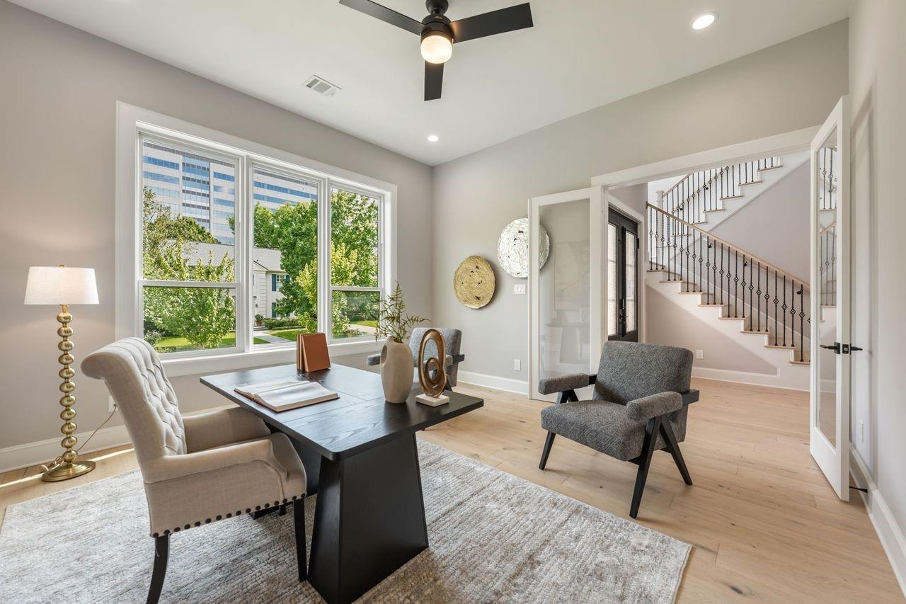 2046 Macarthur St, Houston, TX 77030 photo