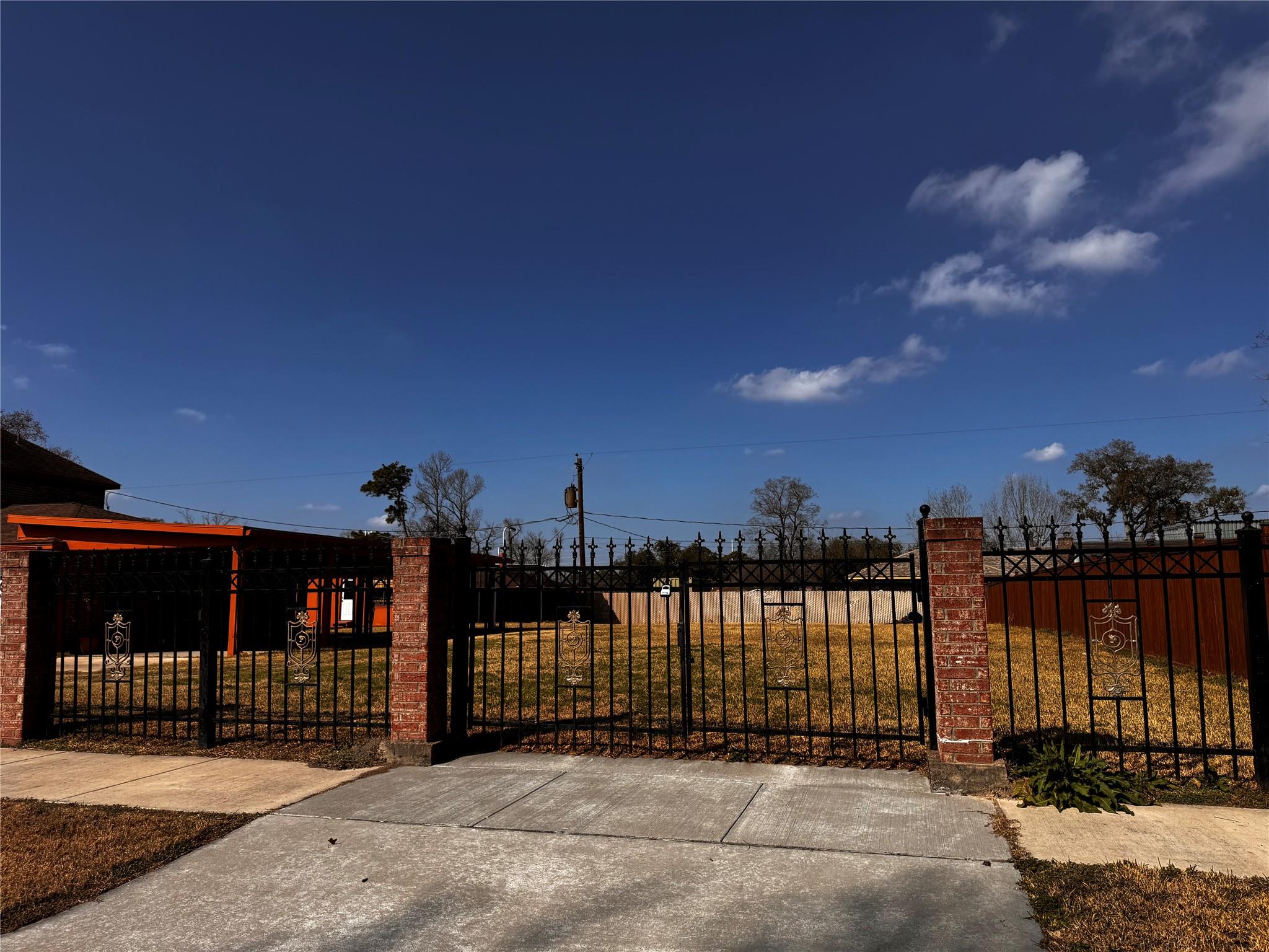 2511 Connorvale Rd, Houston, TX 77039 photo