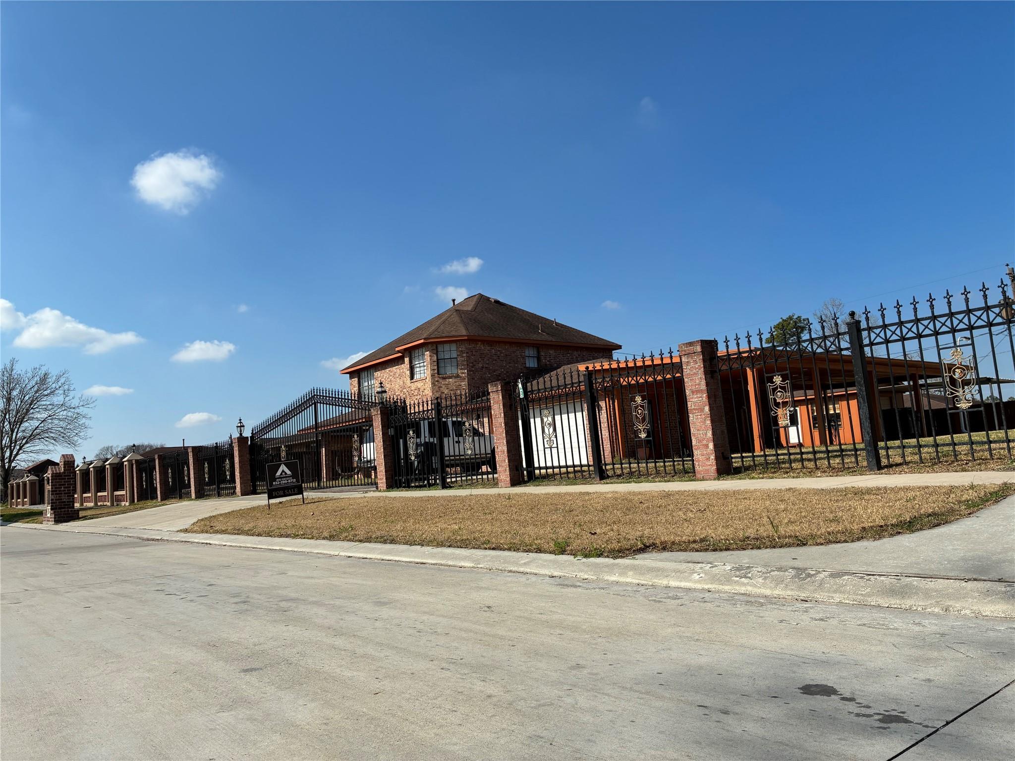 2511 Connorvale Rd, Houston, TX 77039 photo