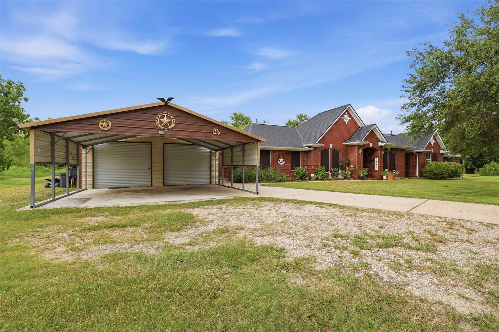 6803 Dogwood St, Manvel, TX 77578 photo