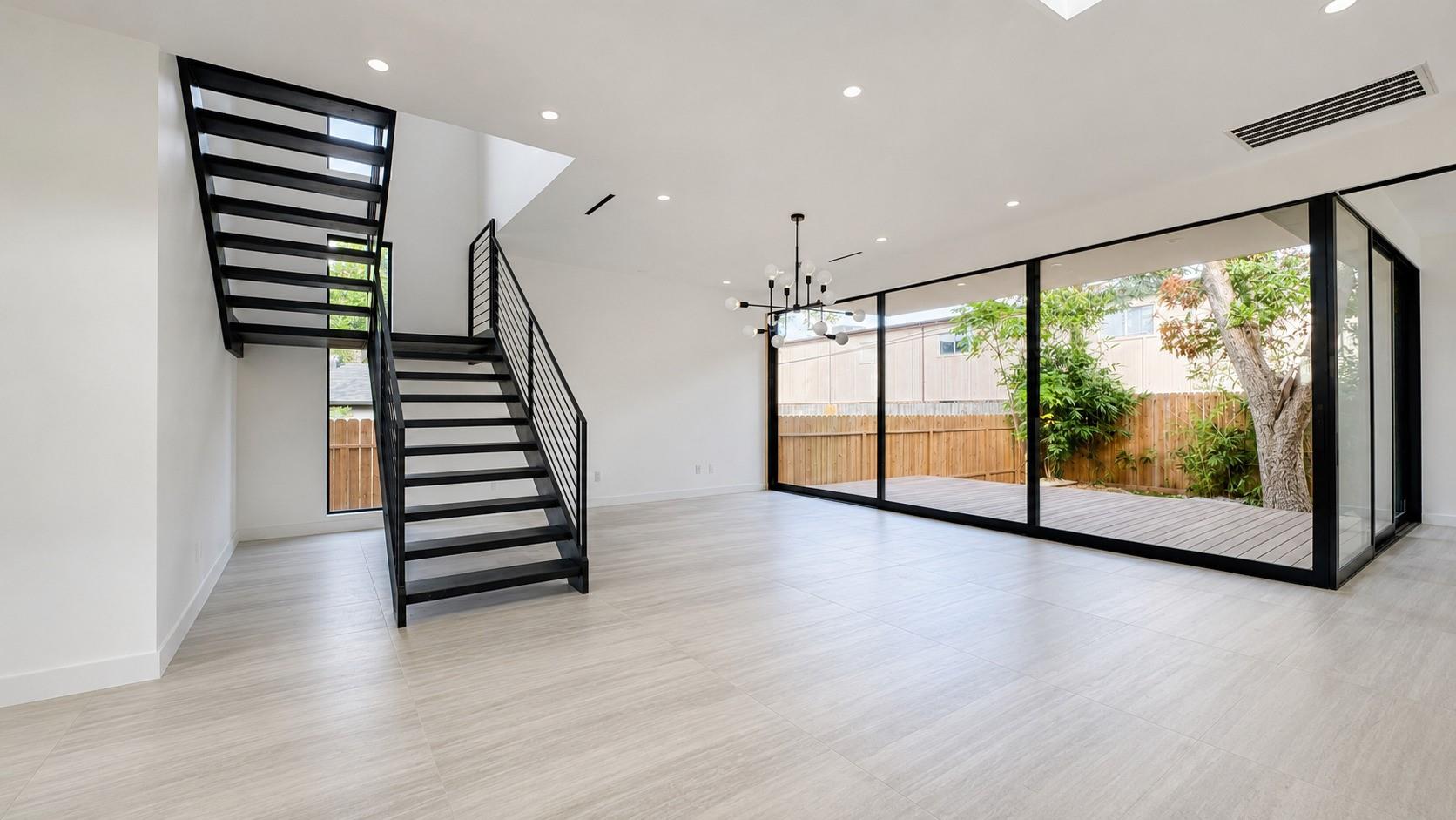 5524 Jessamine St, Houston, TX 77081 photo