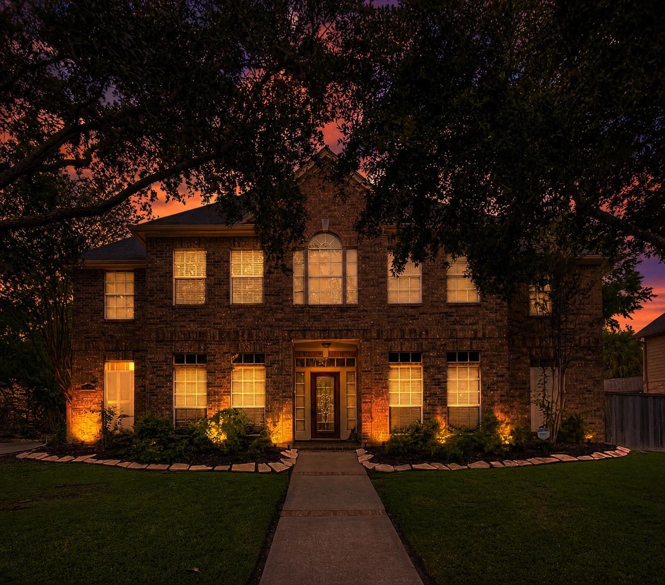 3119 Scenic Elm St, Houston, TX 77059