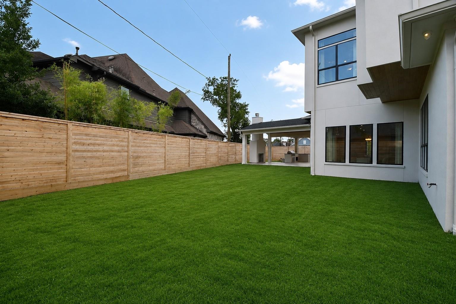 1237 Althea Dr, Houston, TX 77018 photo