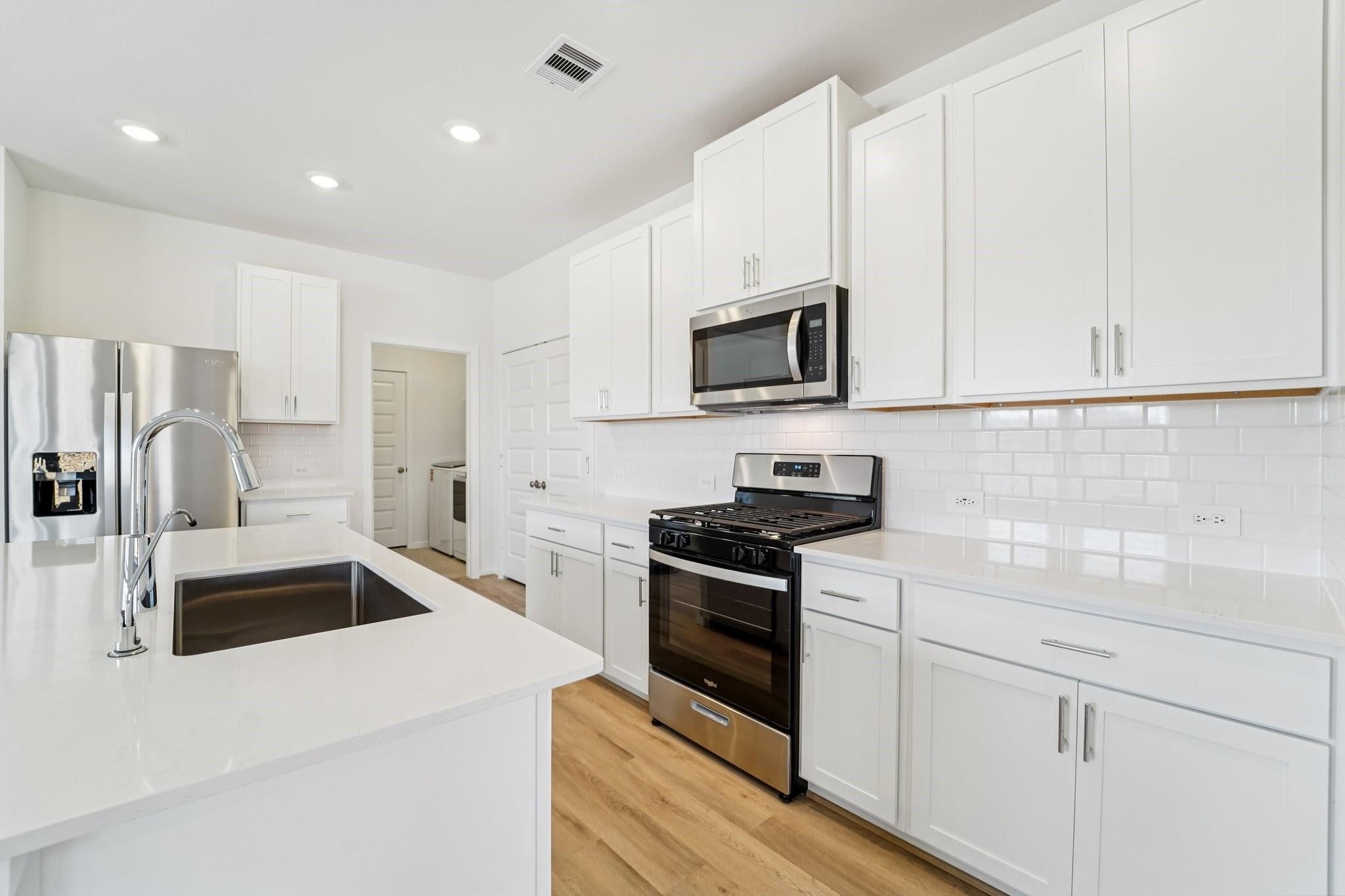5719 Adamite Way, Houston, TX 77048 photo
