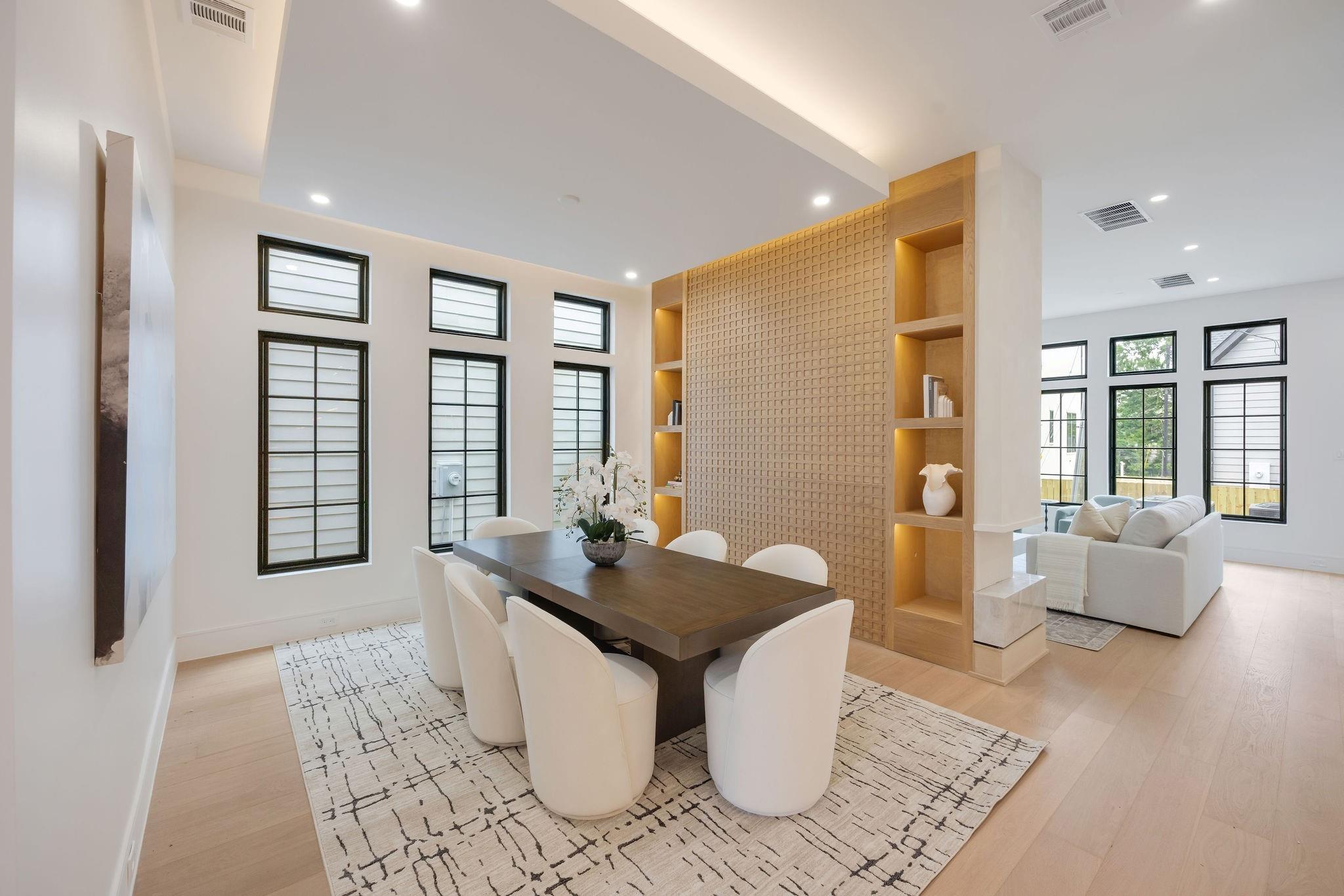 616 Ridge St, Houston, TX 77009 photo