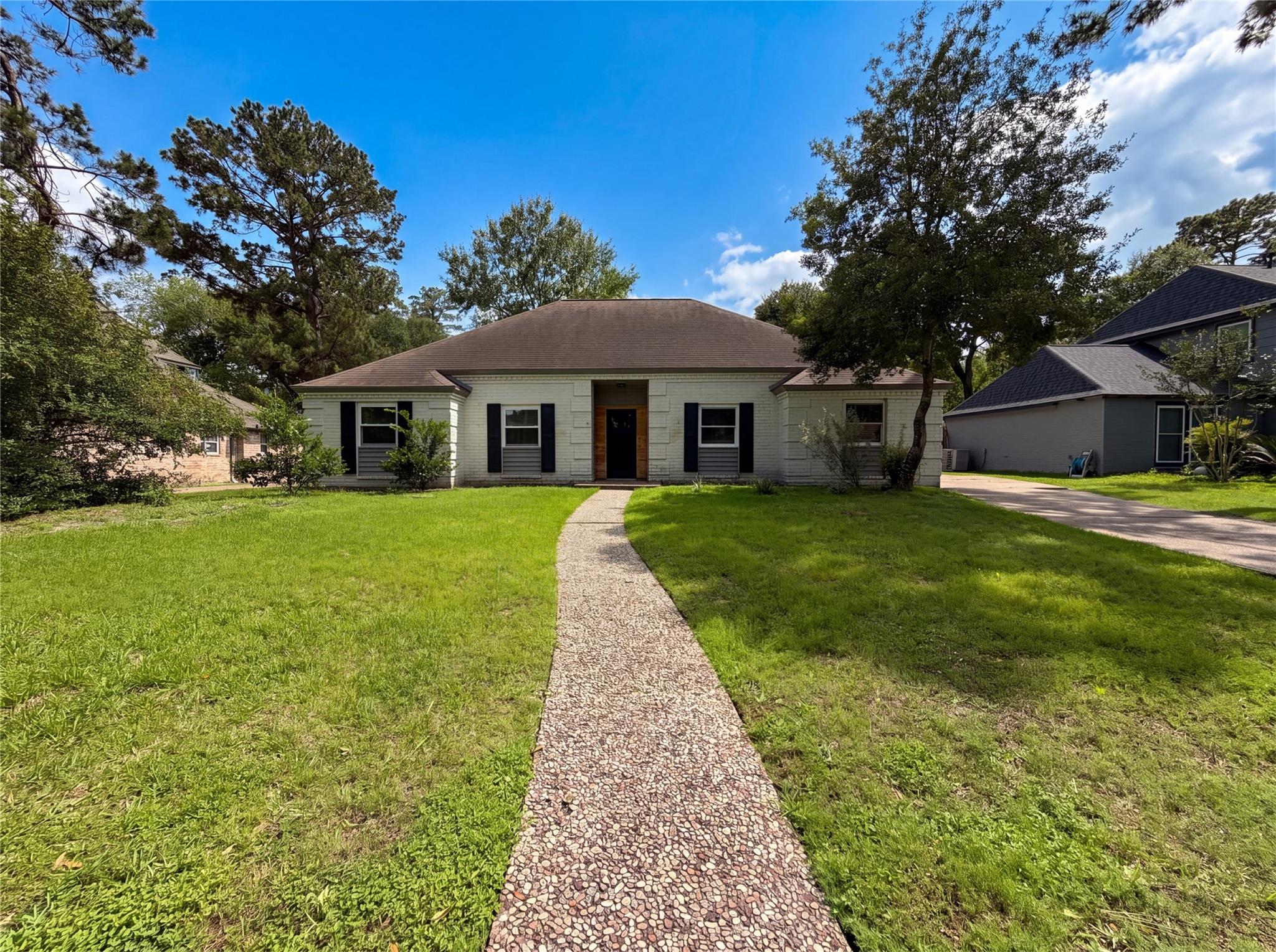 7807 Bideford Ln, Houston, TX 77070