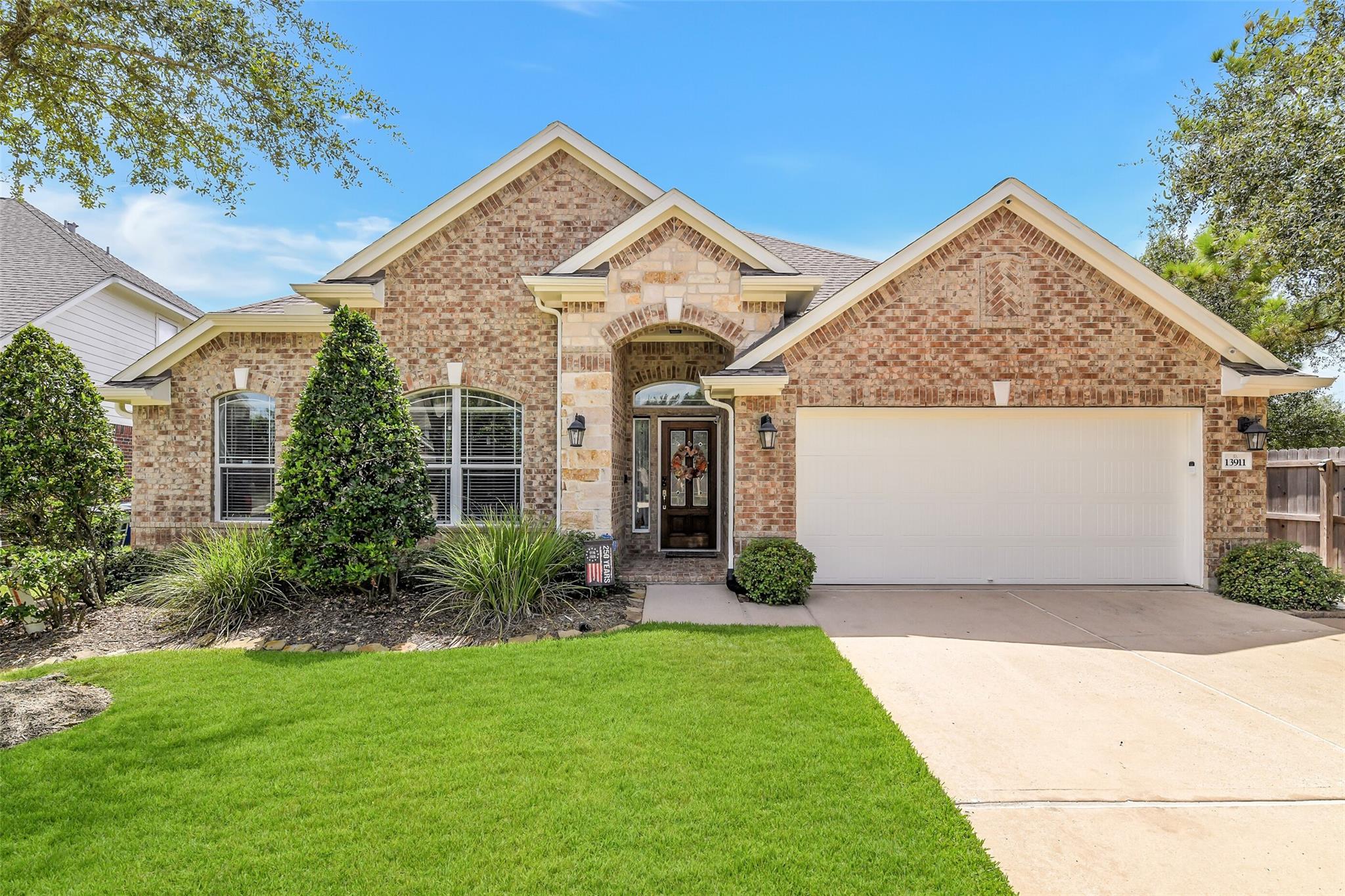 13911 Falling Rain Ct, Cypress, TX 77429