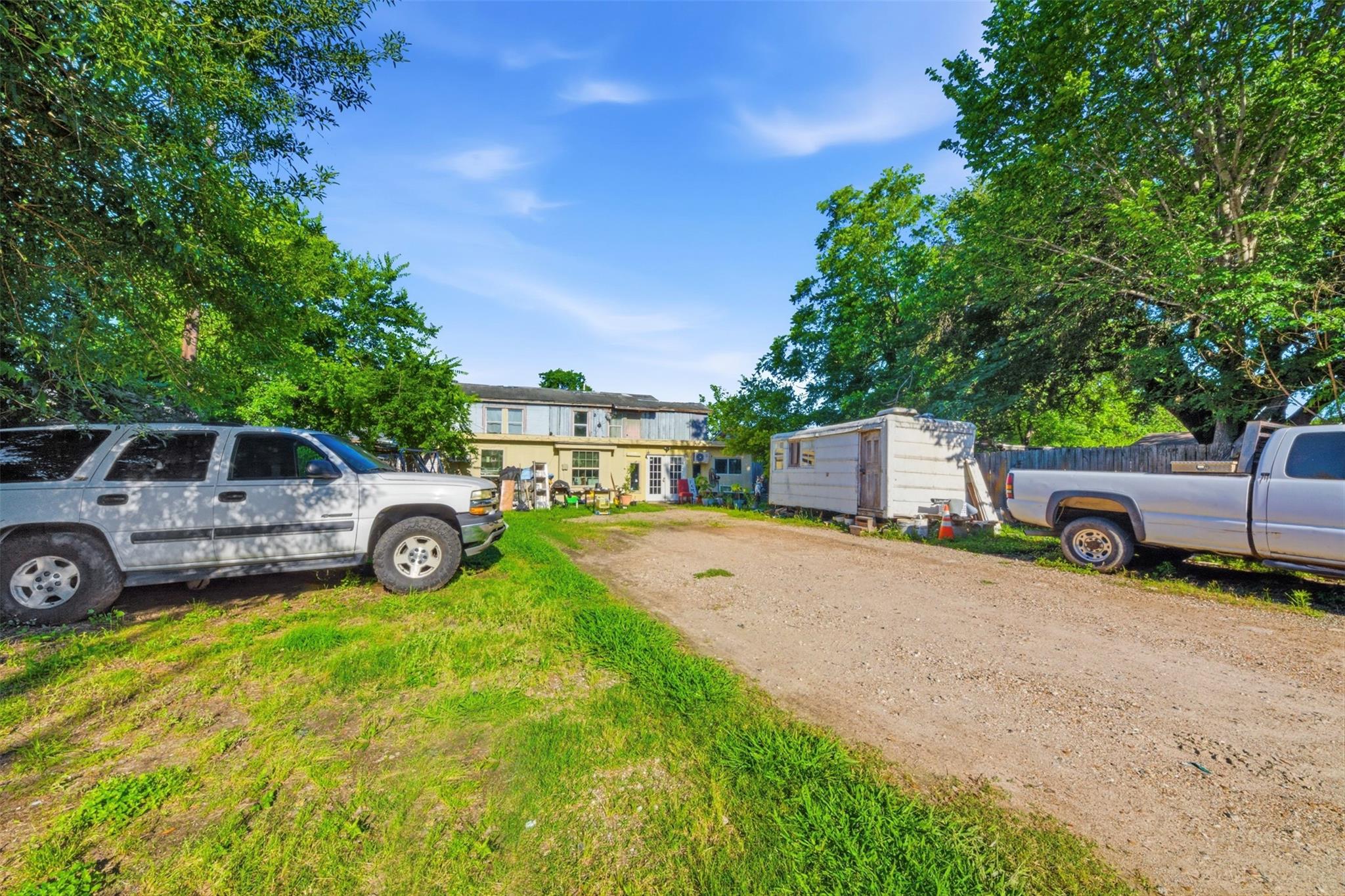 7807 Melrose St, Houston, TX 77022