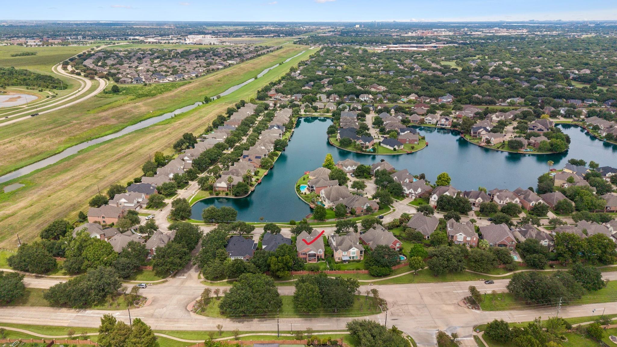 6011 Katie Leigh Ln, Sugar Land, TX 77479 photo