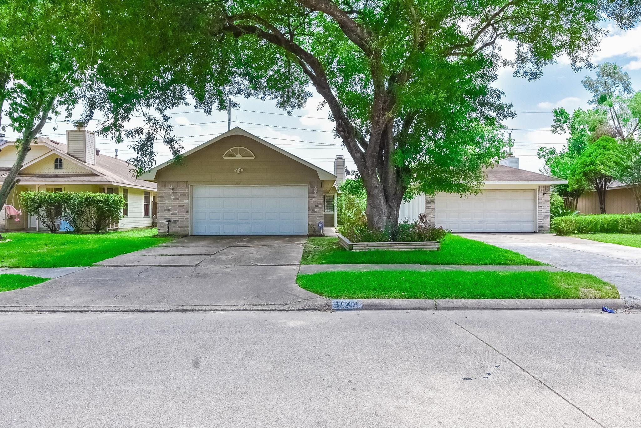 3723 Varla Ln, Houston, TX 77014