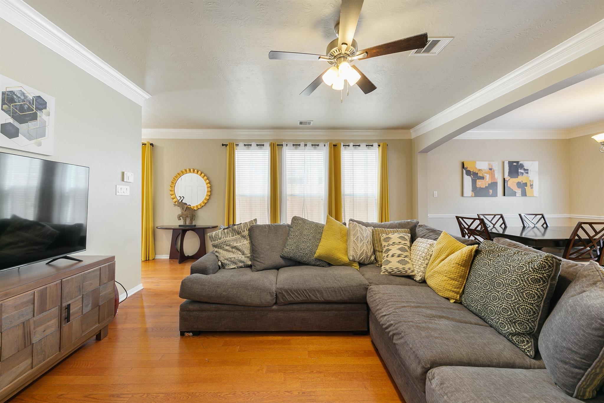 6222 Skyline Drive Dr #8, Houston, TX 77057 photo
