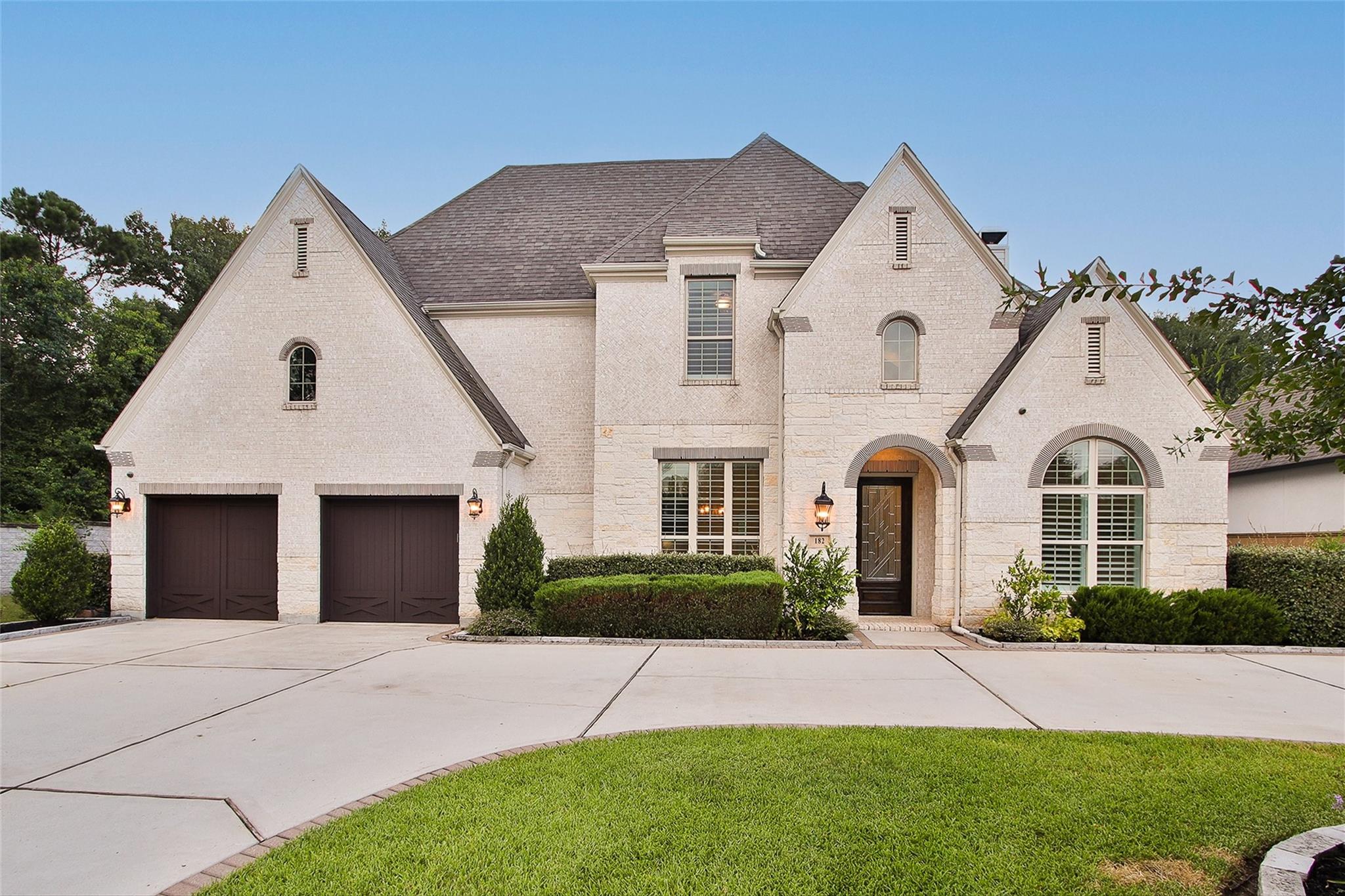 182 Caledonia Cir, Montgomery, TX 77316 photo