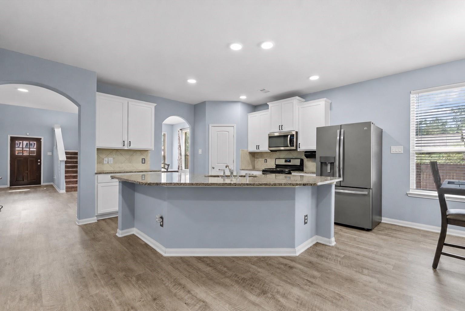 28619 Riverside Crest Ln, Huffman, TX 77336 photo
