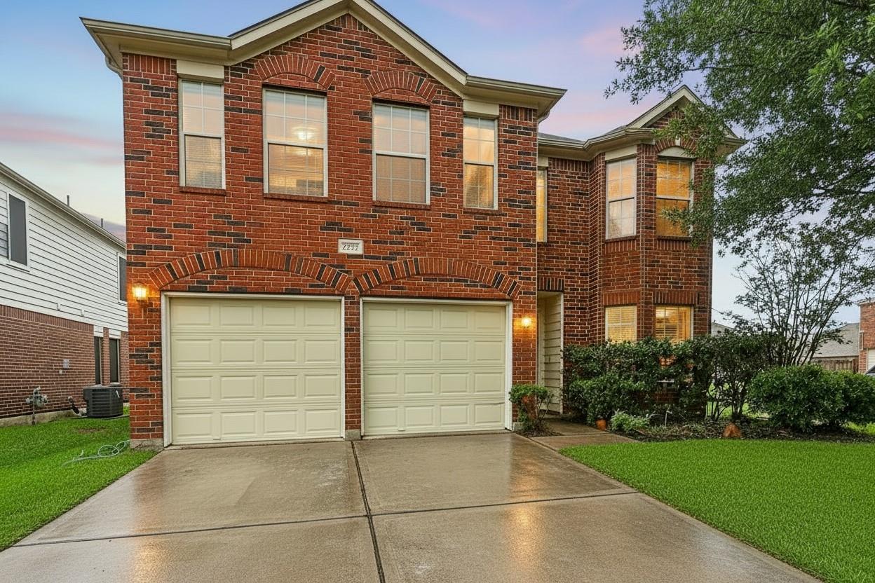 2227 Red Valley Dr, Houston, TX 77049