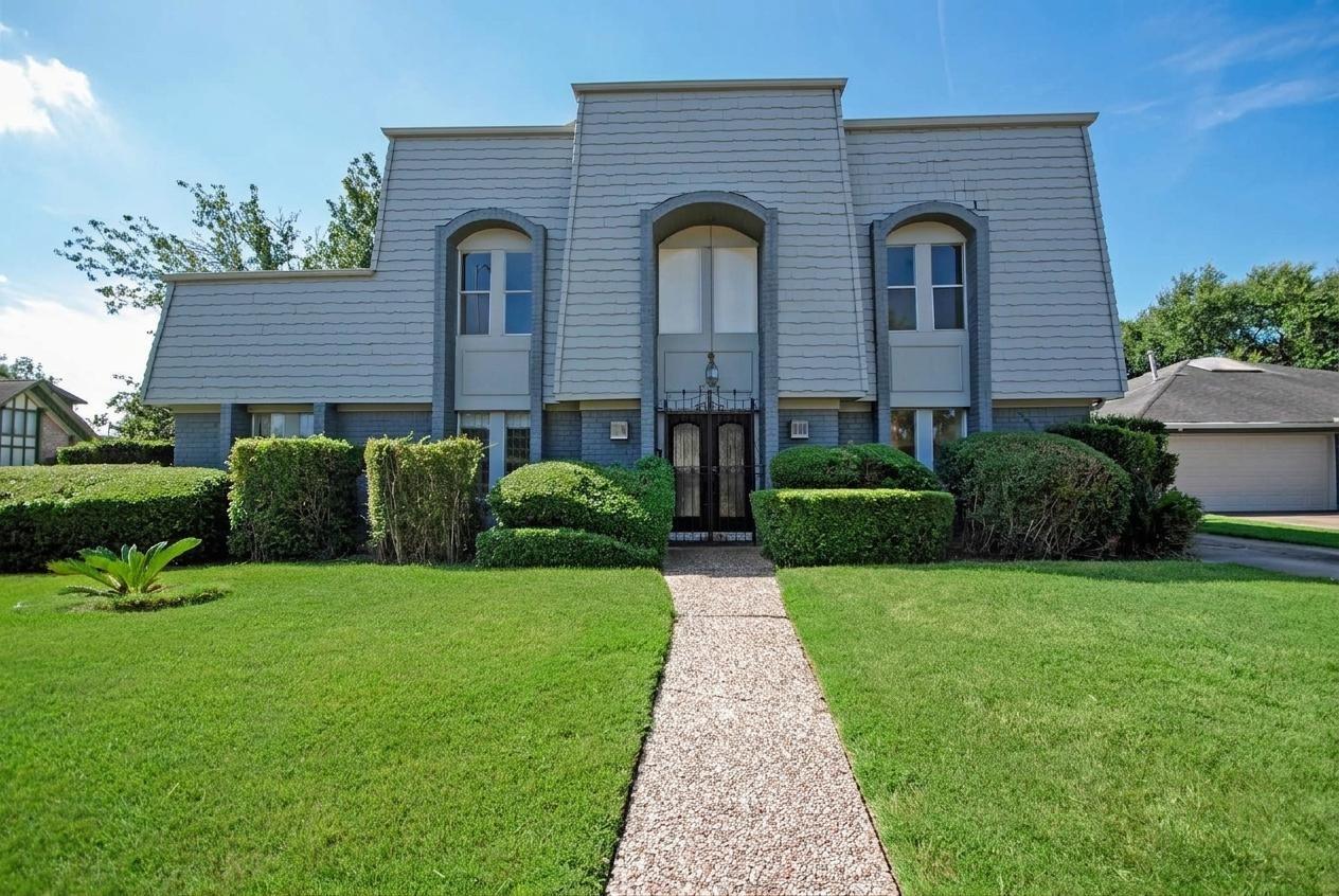 6103 Portal Dr, Houston, TX 77096