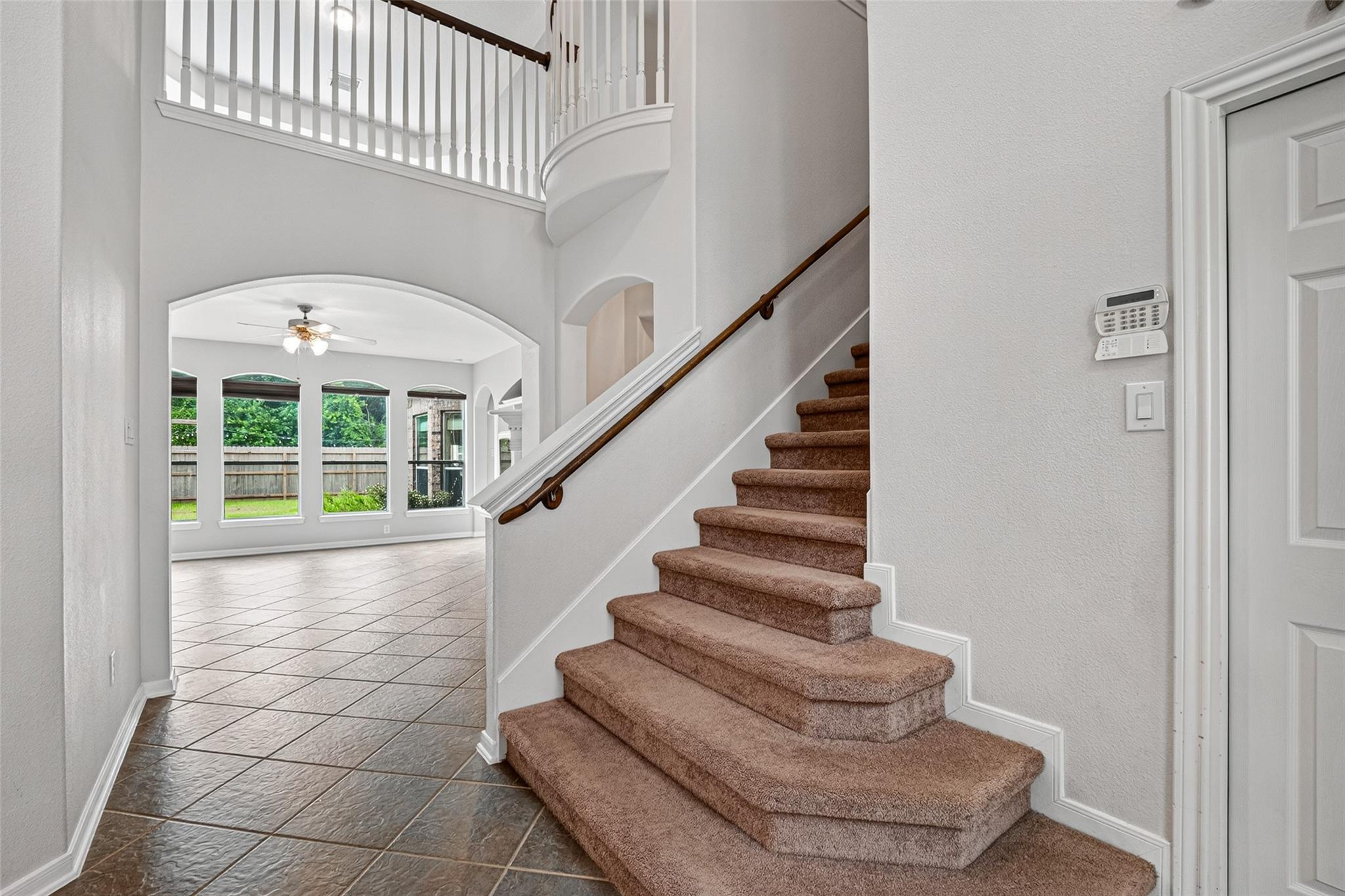 806 Dawn Ridge Way, Seabrook, TX 77586 photo