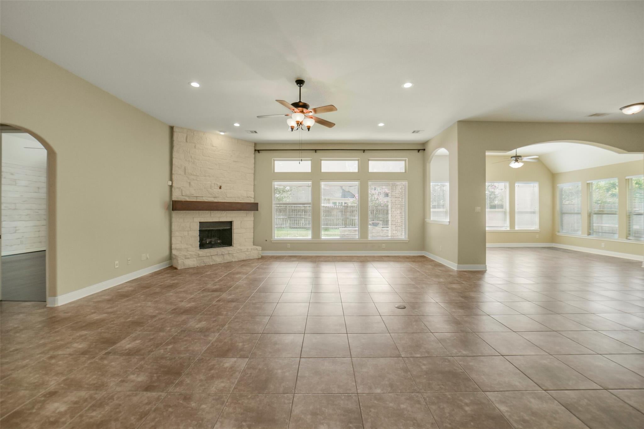 2307 Draycutt Dr, Katy, TX 77494 photo