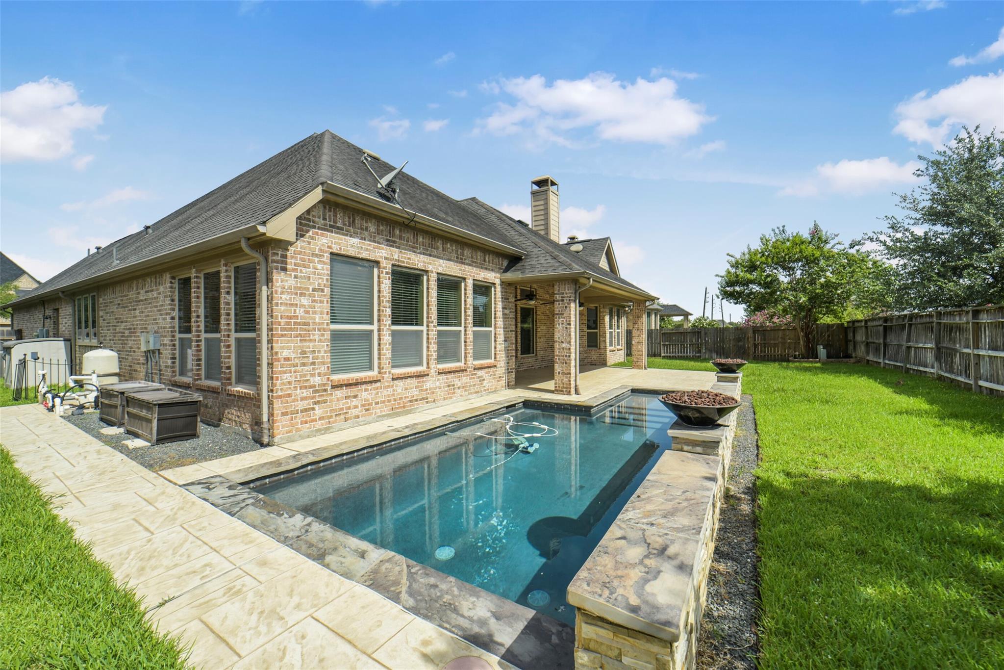 2307 Draycutt Dr, Katy, TX 77494 photo