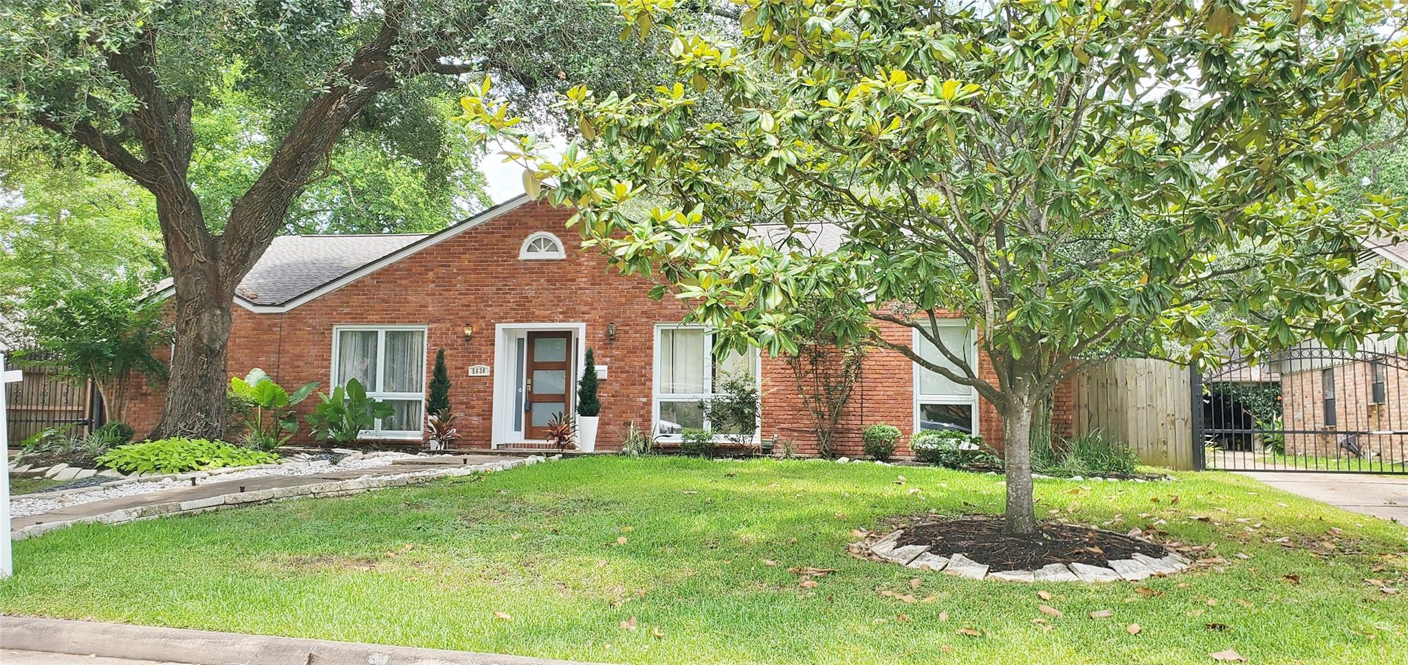 5630 Edith St, Houston, TX 77081