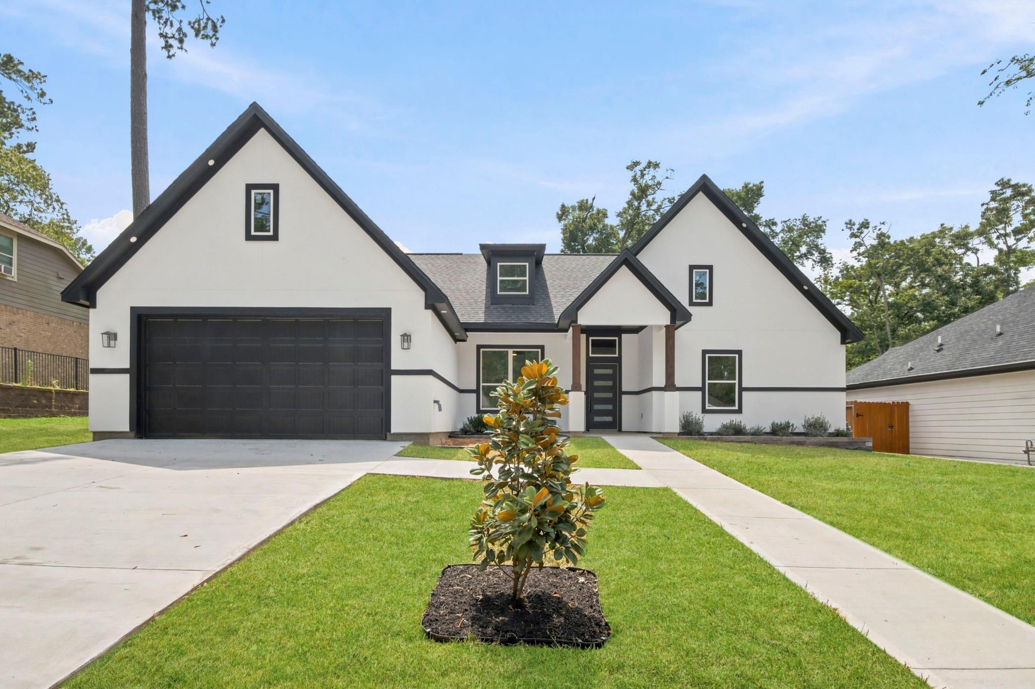 12170 Mustang Ave, Willis, TX 77378
