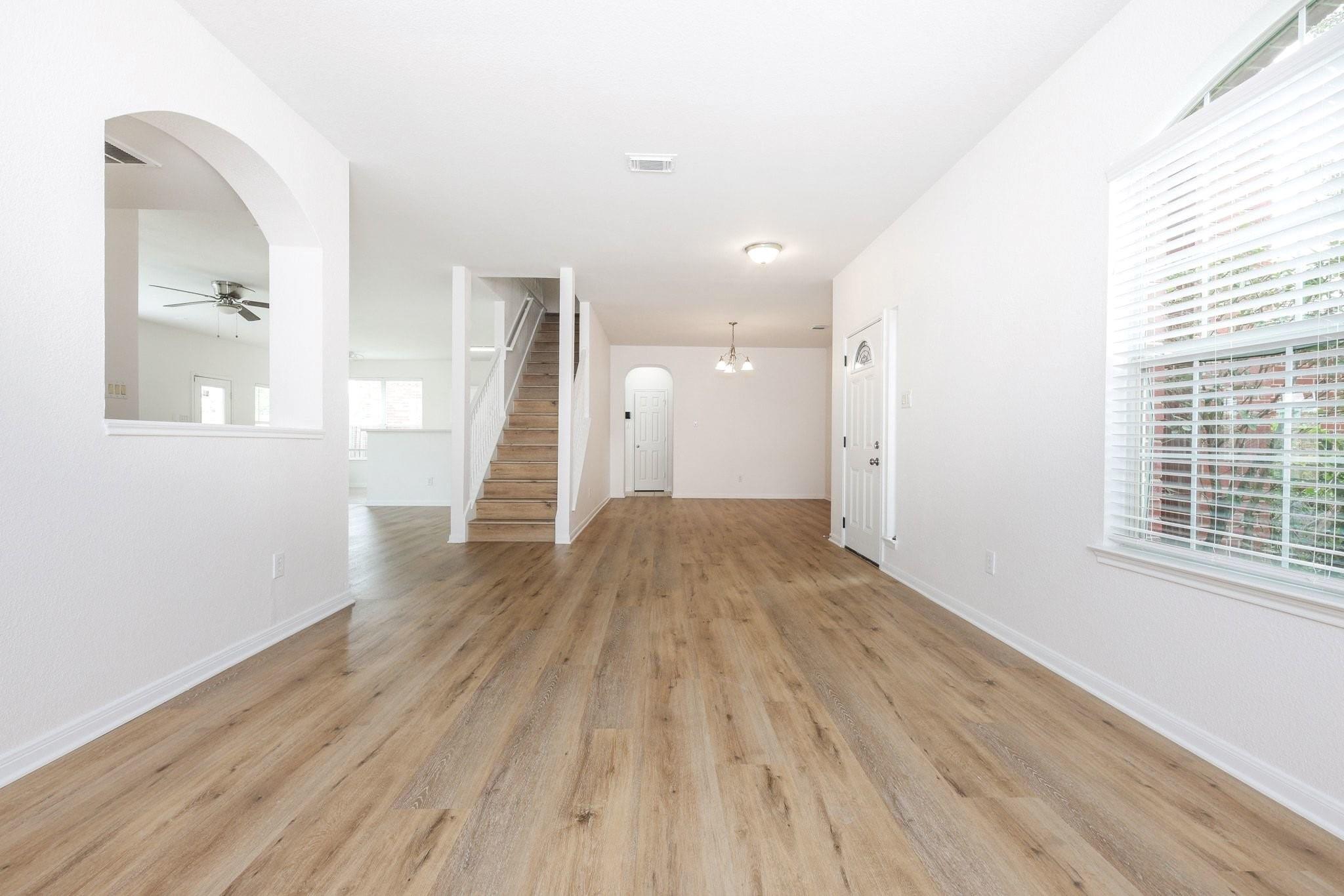 2814 Crestbrook Bend Ln, Katy, TX 77449 photo