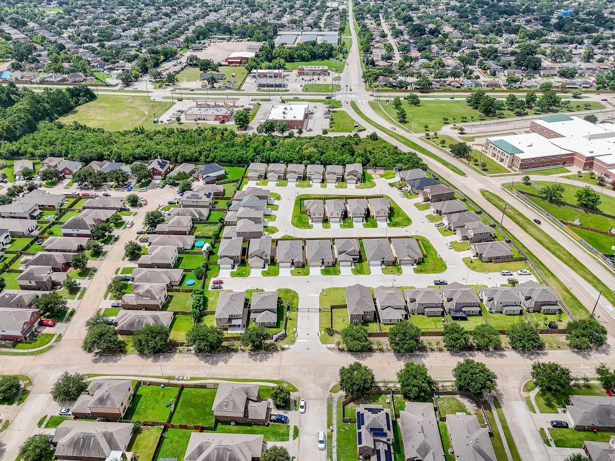 2811 Bowlin Leaf Ln, Houston, TX 77014 photo