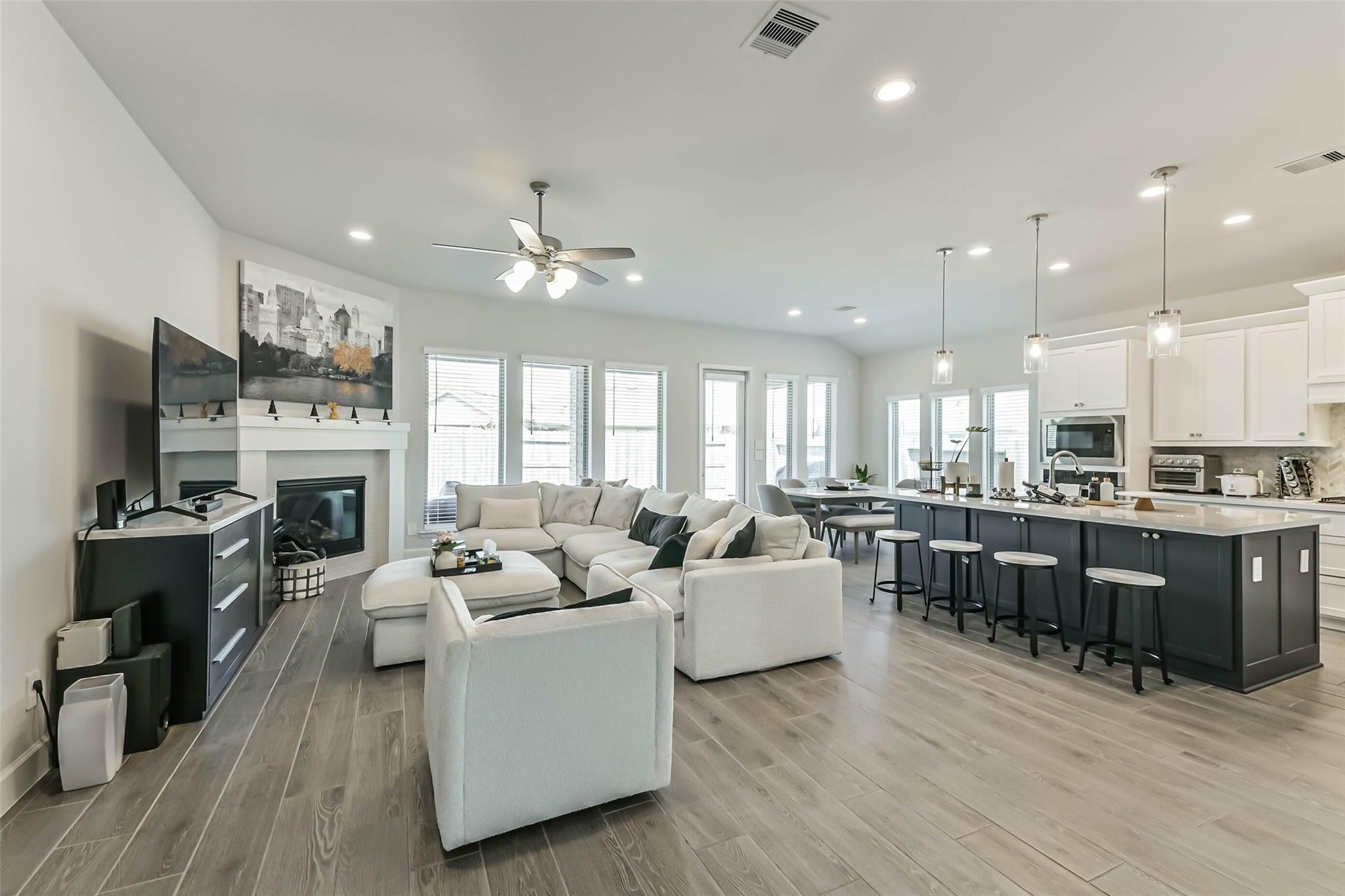 23609 Olive Creek Ln, New Caney, TX 77357 photo