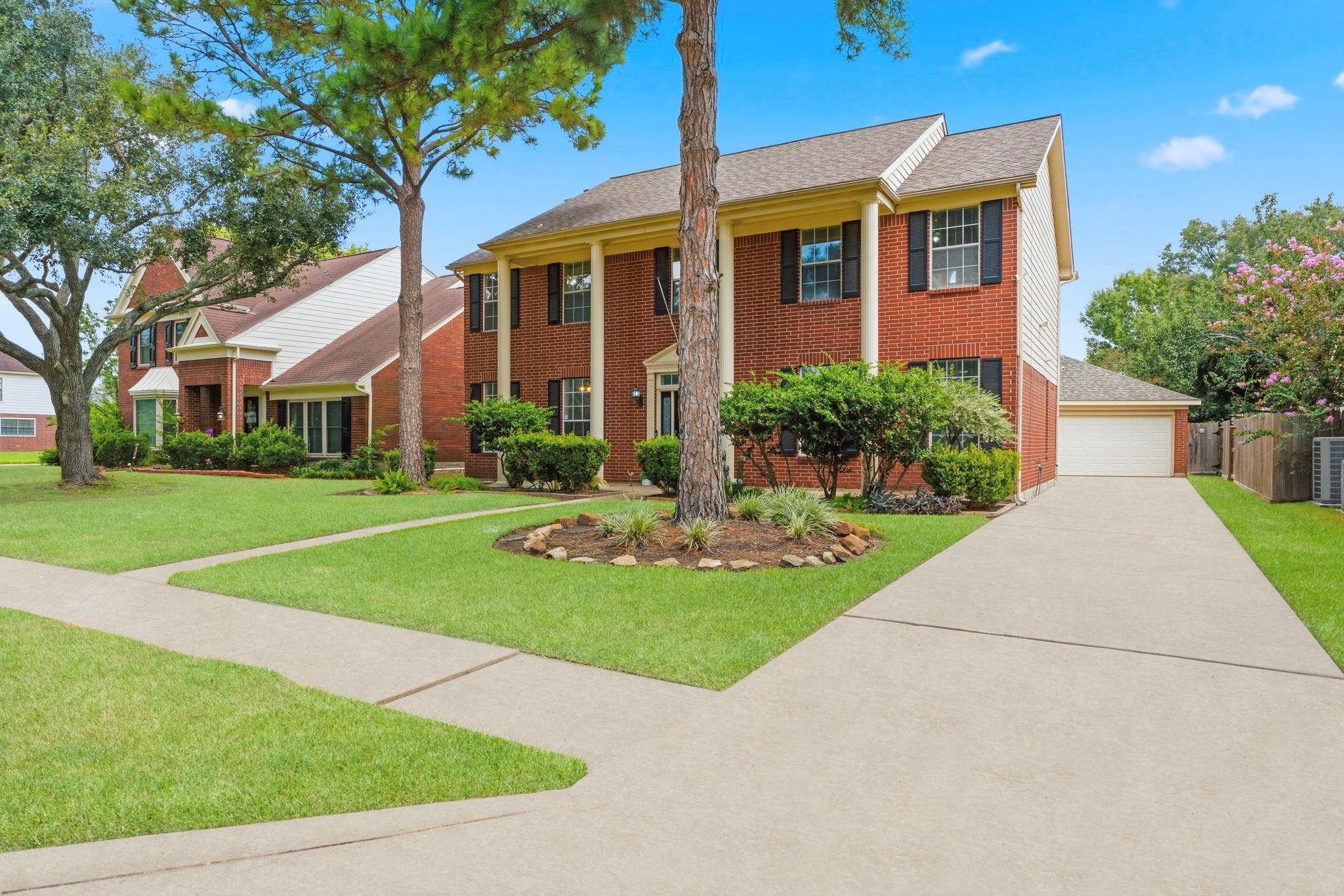 17518 Rustling Aspen Ln, Houston, TX 77095 photo