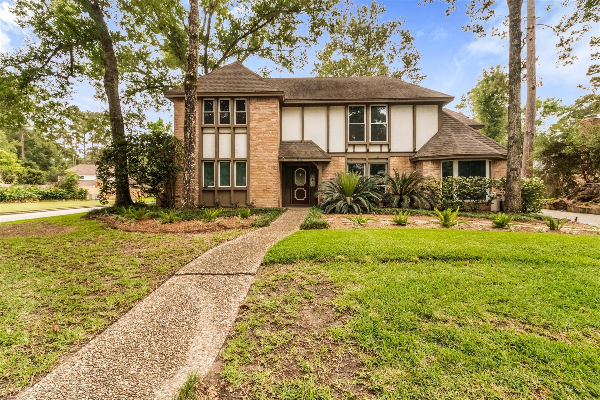 3238 Redwood Lodge Drive Dr, Houston, TX 77339