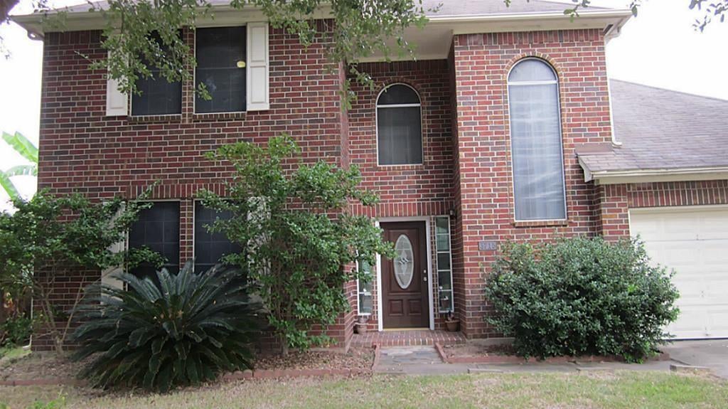 3715 Mission Valley Dr, Missouri City, TX 77459