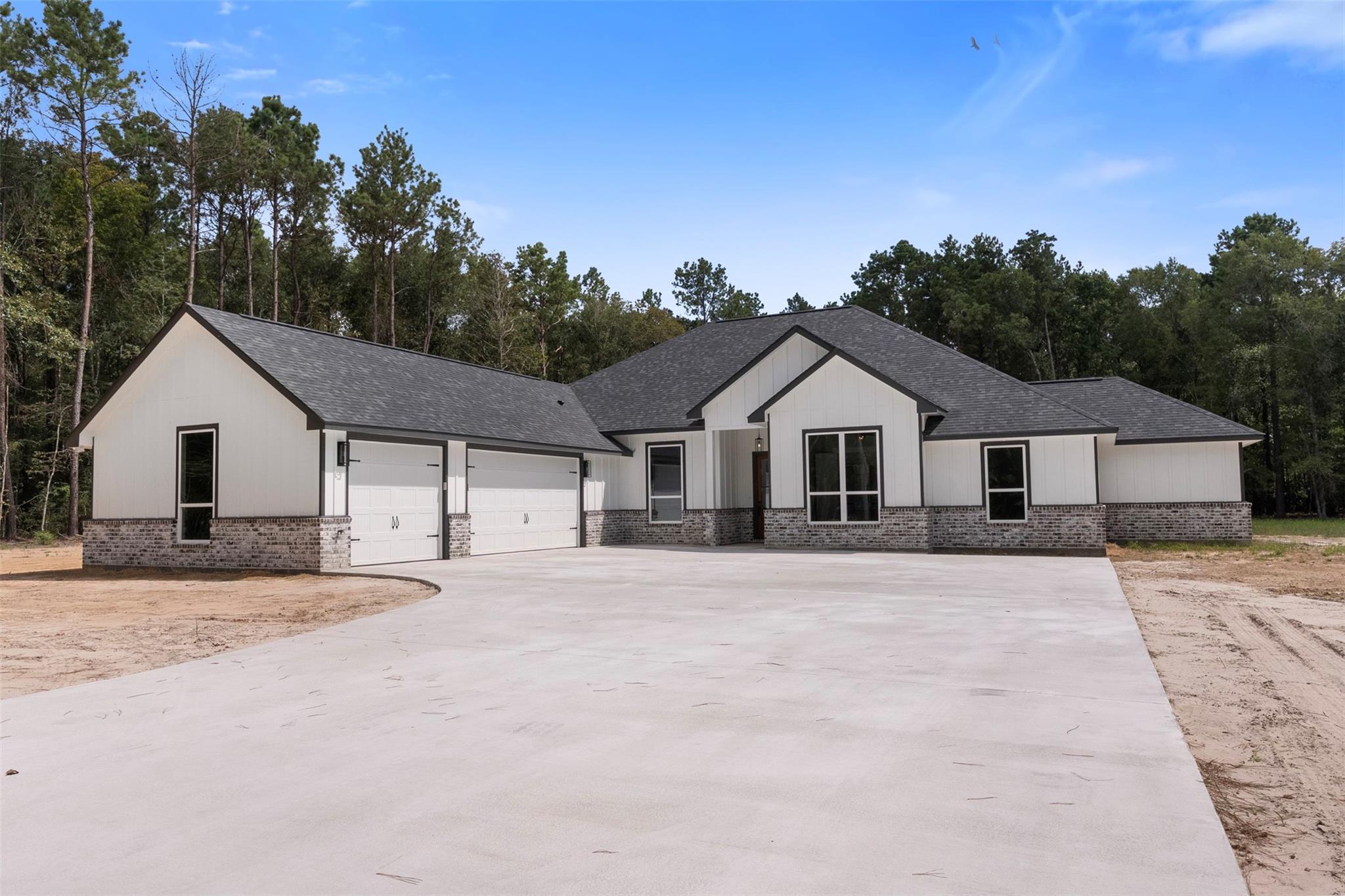4190 Duroc Ct, Cleveland, TX 77328
