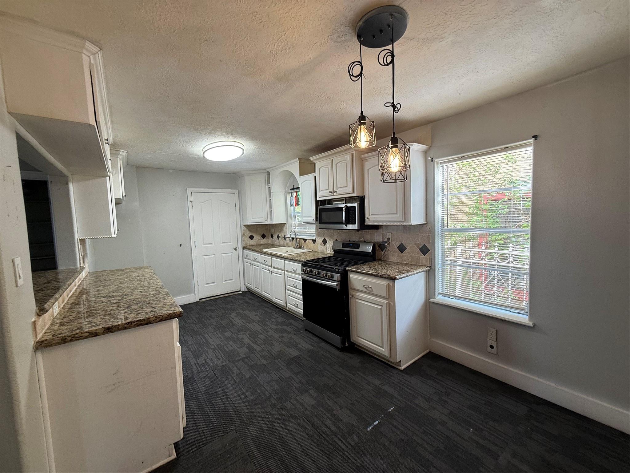 7824 Detroit St, Houston, TX 77017 photo