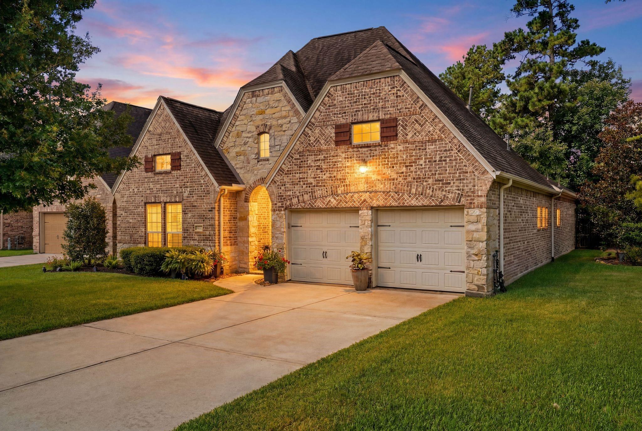 111 Riverbend Way, Montgomery, TX 77316