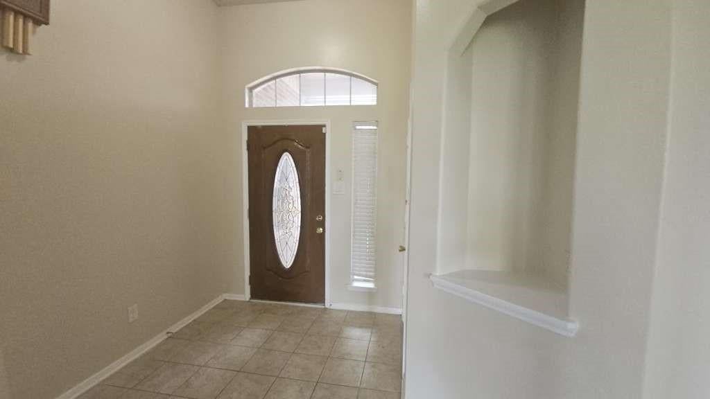 14902 Arvonshire Ct, Houston, TX 77049 photo