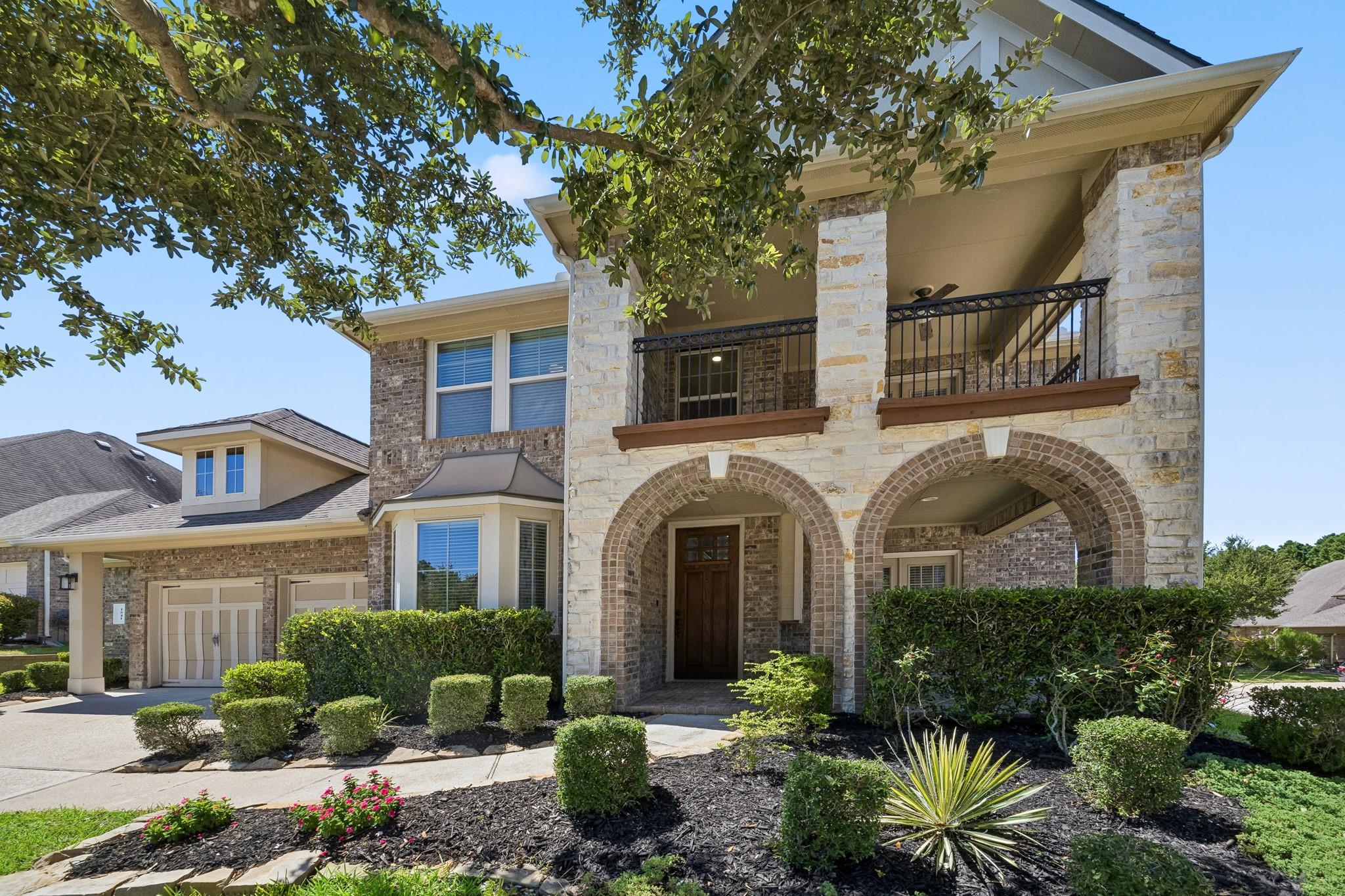 1041 Cedar Forest Dr, Conroe, TX 77384