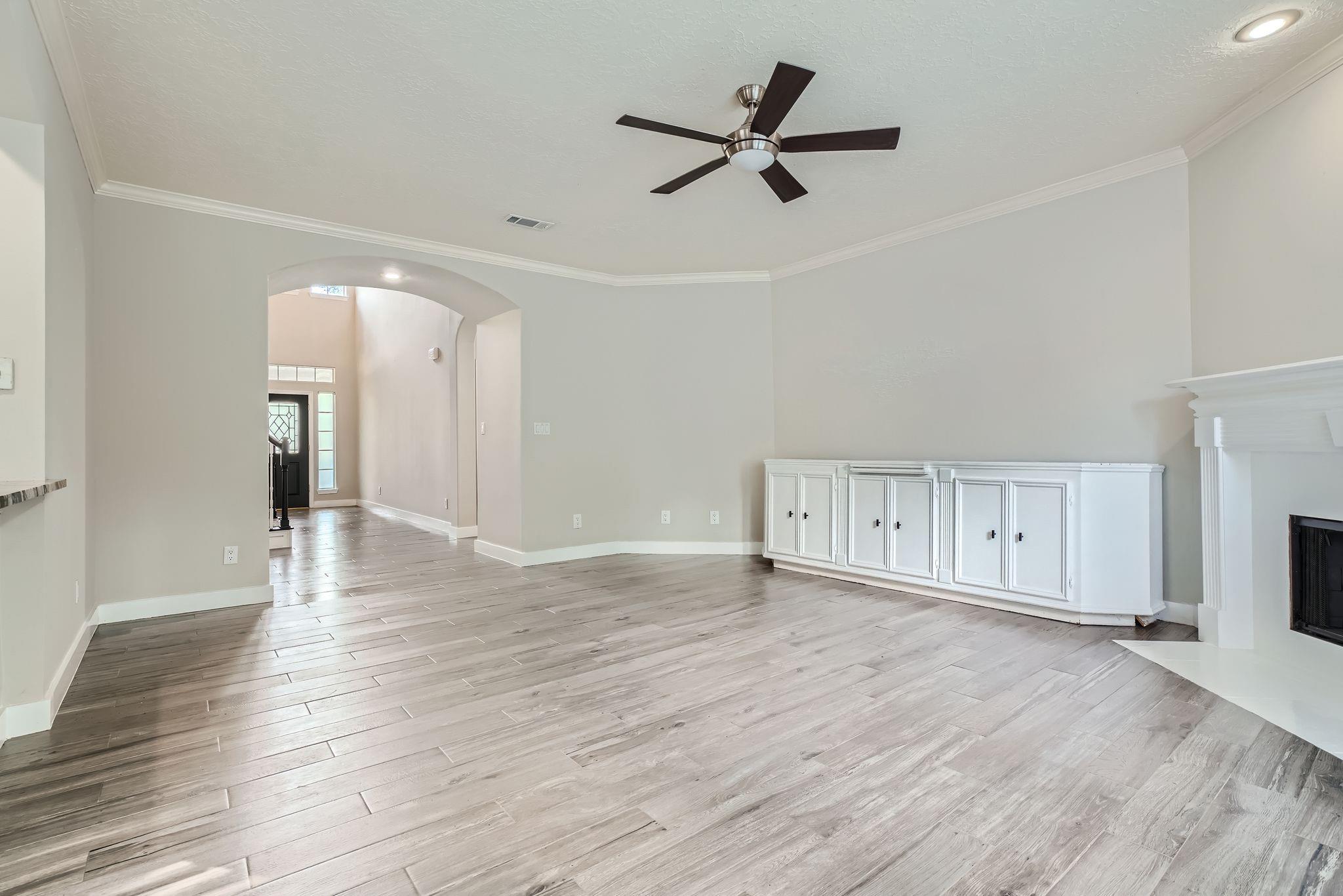 17 Leandro Ct, Montgomery, TX 77356 photo