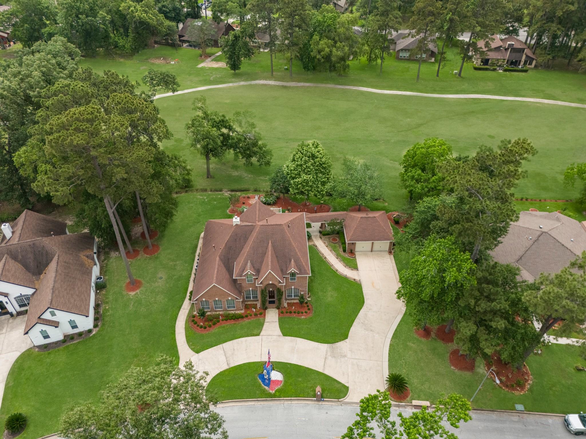 16002 Dunes Dr, Crosby, TX 77532