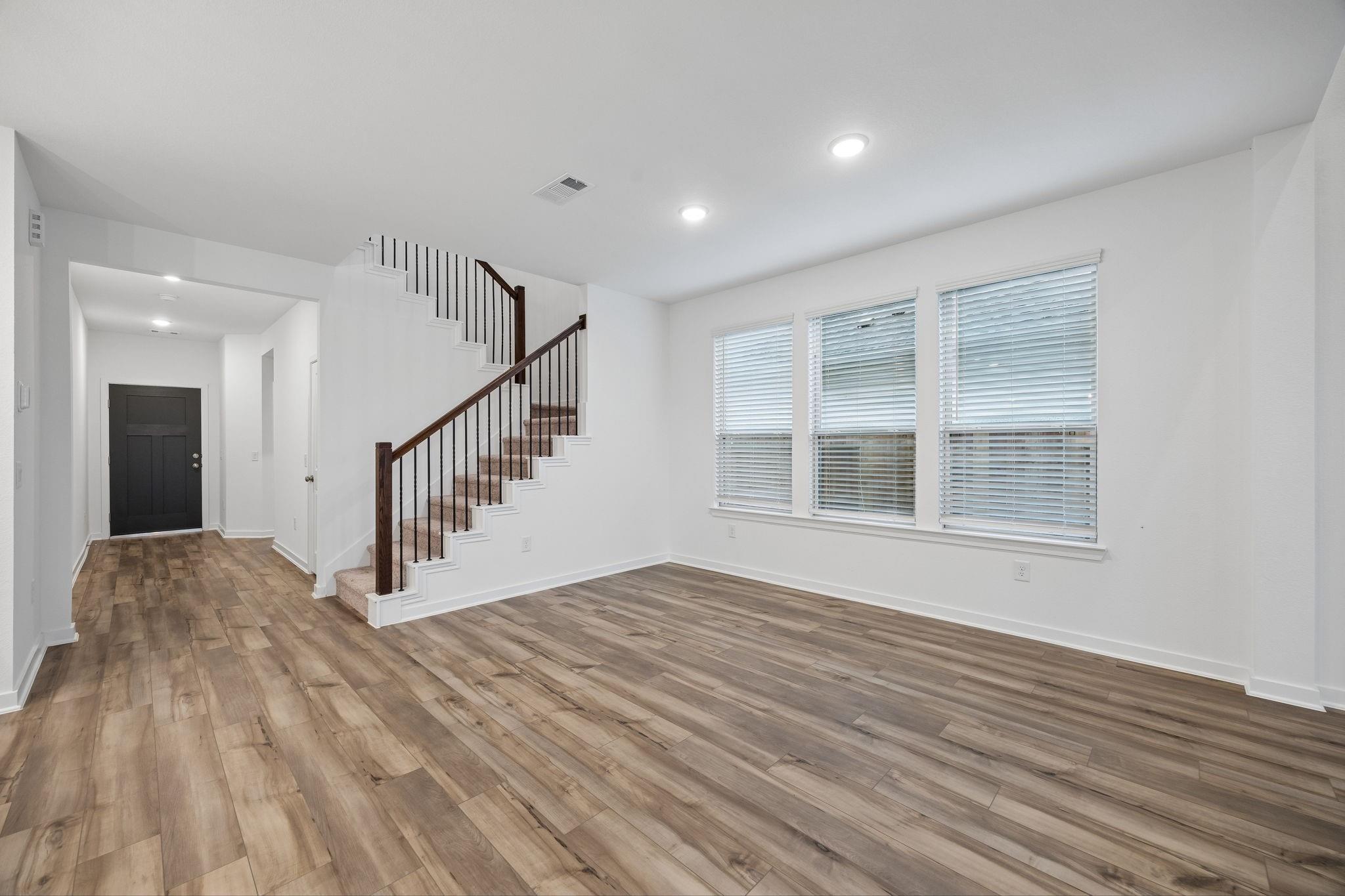 15635 Wandering Maple Way, Conroe, TX 77302 photo