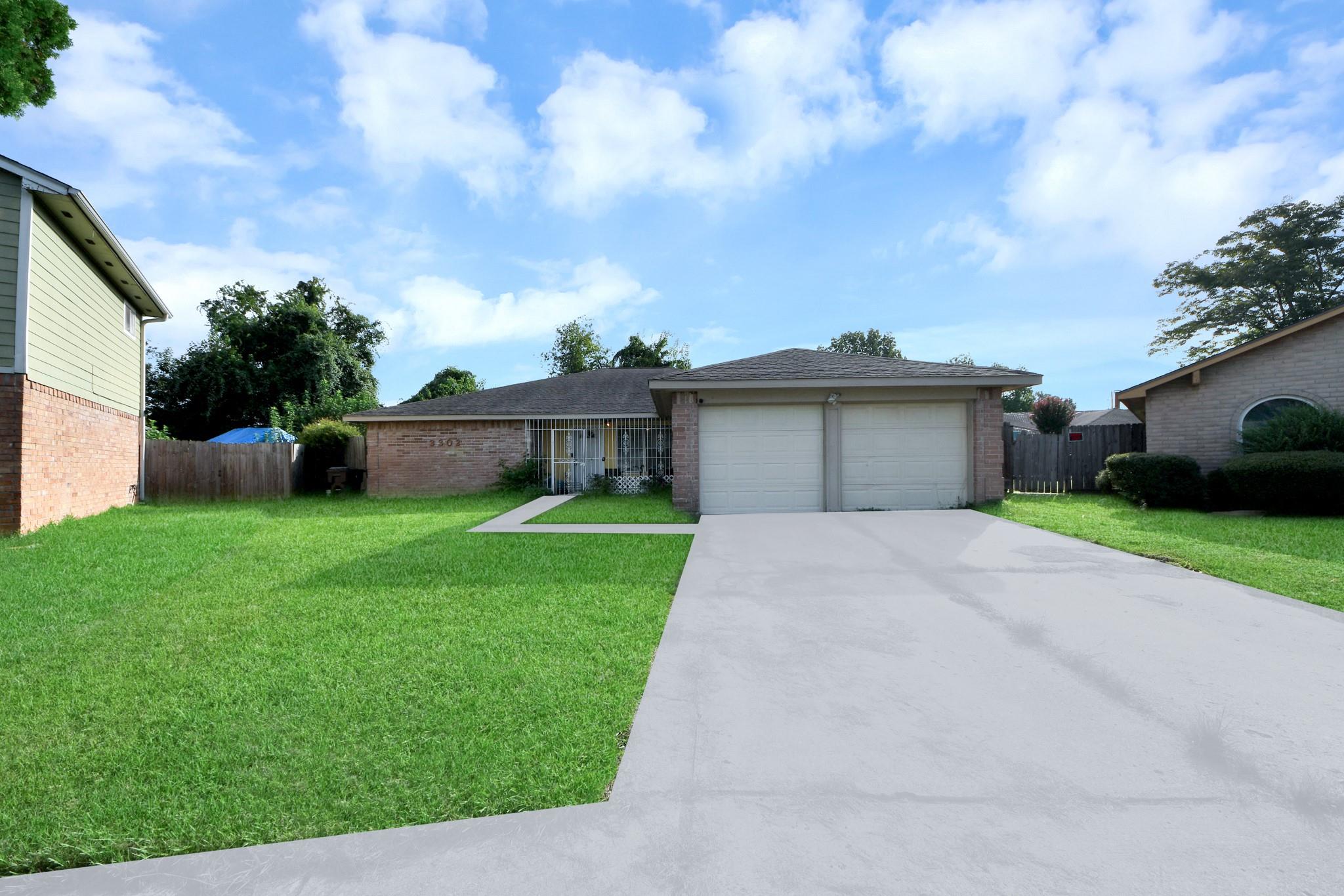 3302 Hombly Rd, Houston, TX 77066 photo