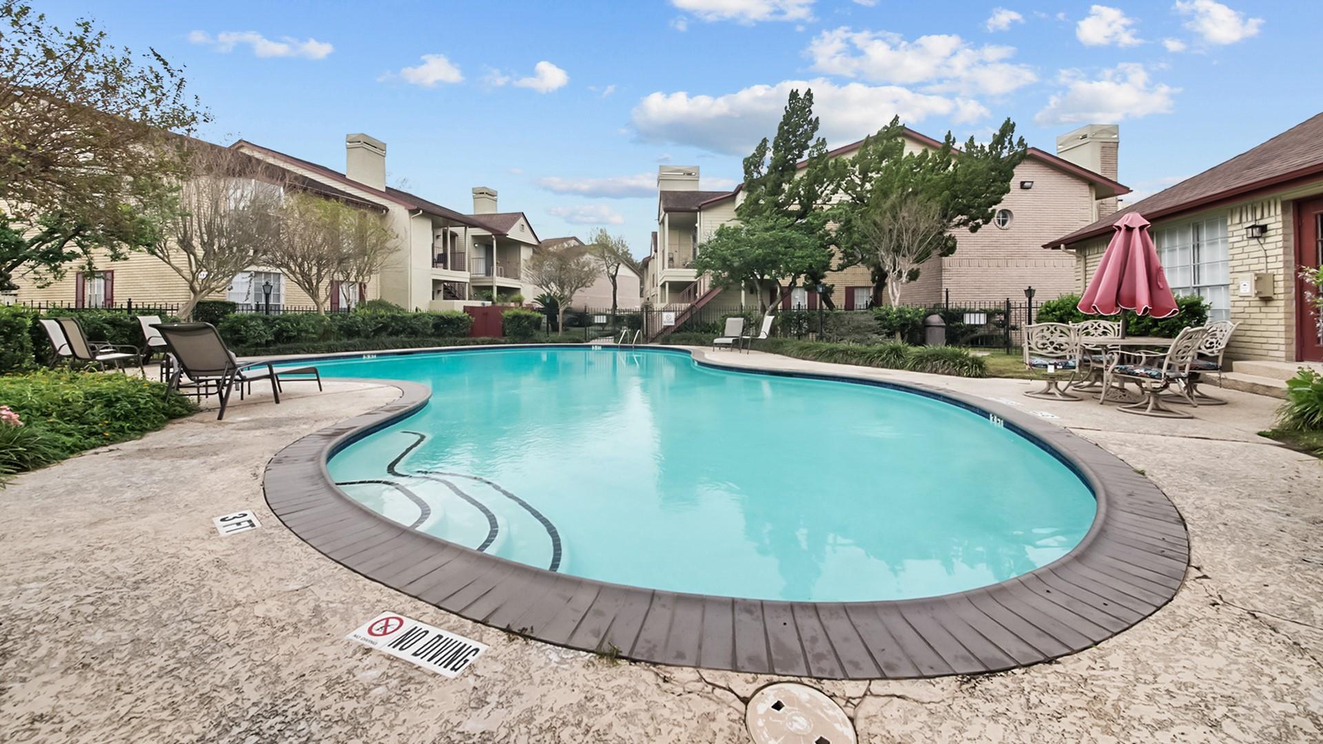 2120 El Paseo Street 1403, Houston, TX 77054 photo