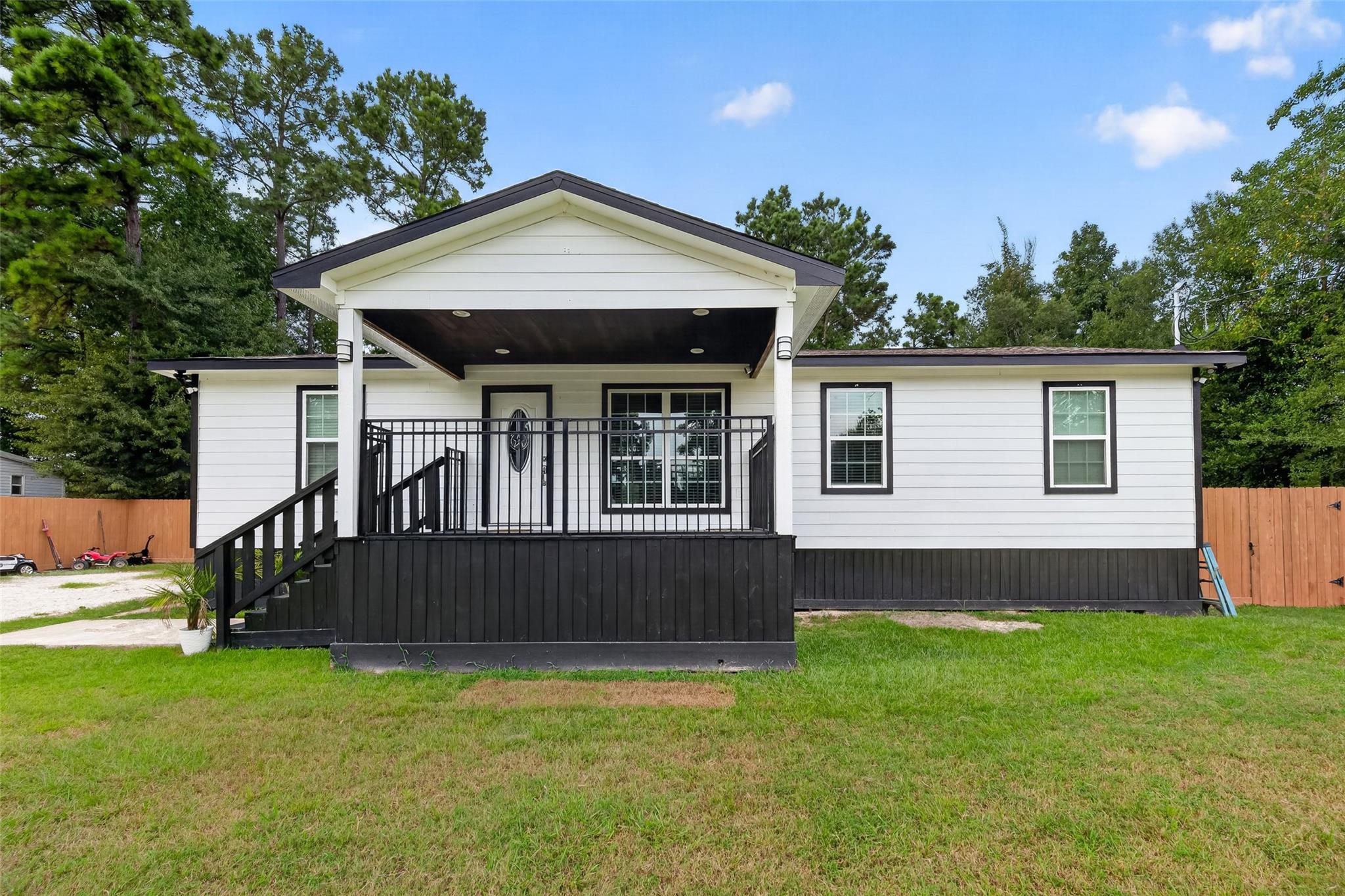 21673 County Road 3749d, Cleveland, TX 77327