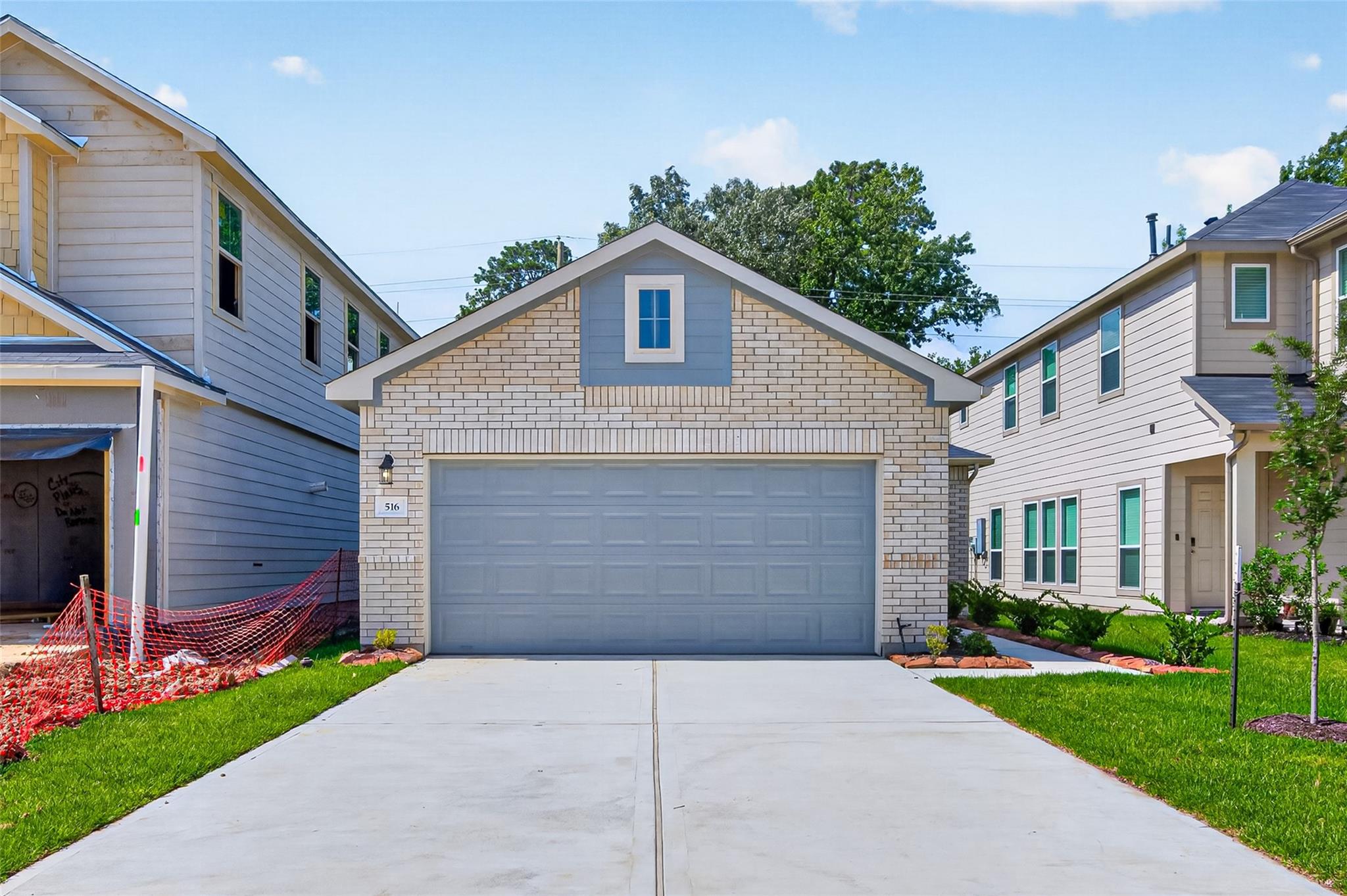 516 Emerald Thicket, Huffman, TX 77336