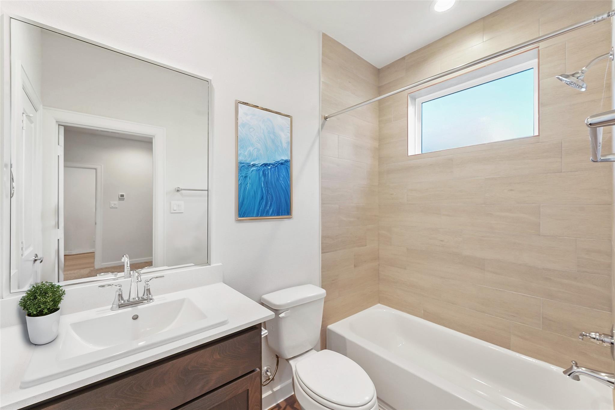 1013 Erin St #V, Houston, TX 77009 photo