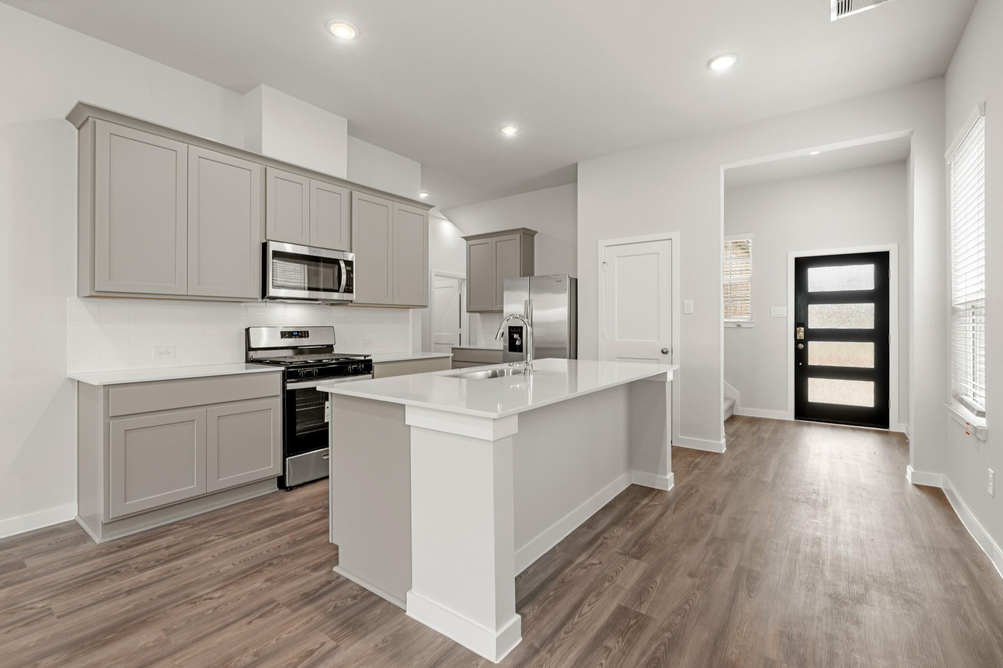 7843 Bergamot Cir, Magnolia, TX 77354 photo