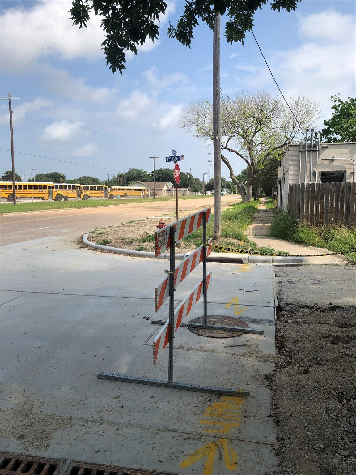 827 1 Ave, Texas City, TX 77590 photo